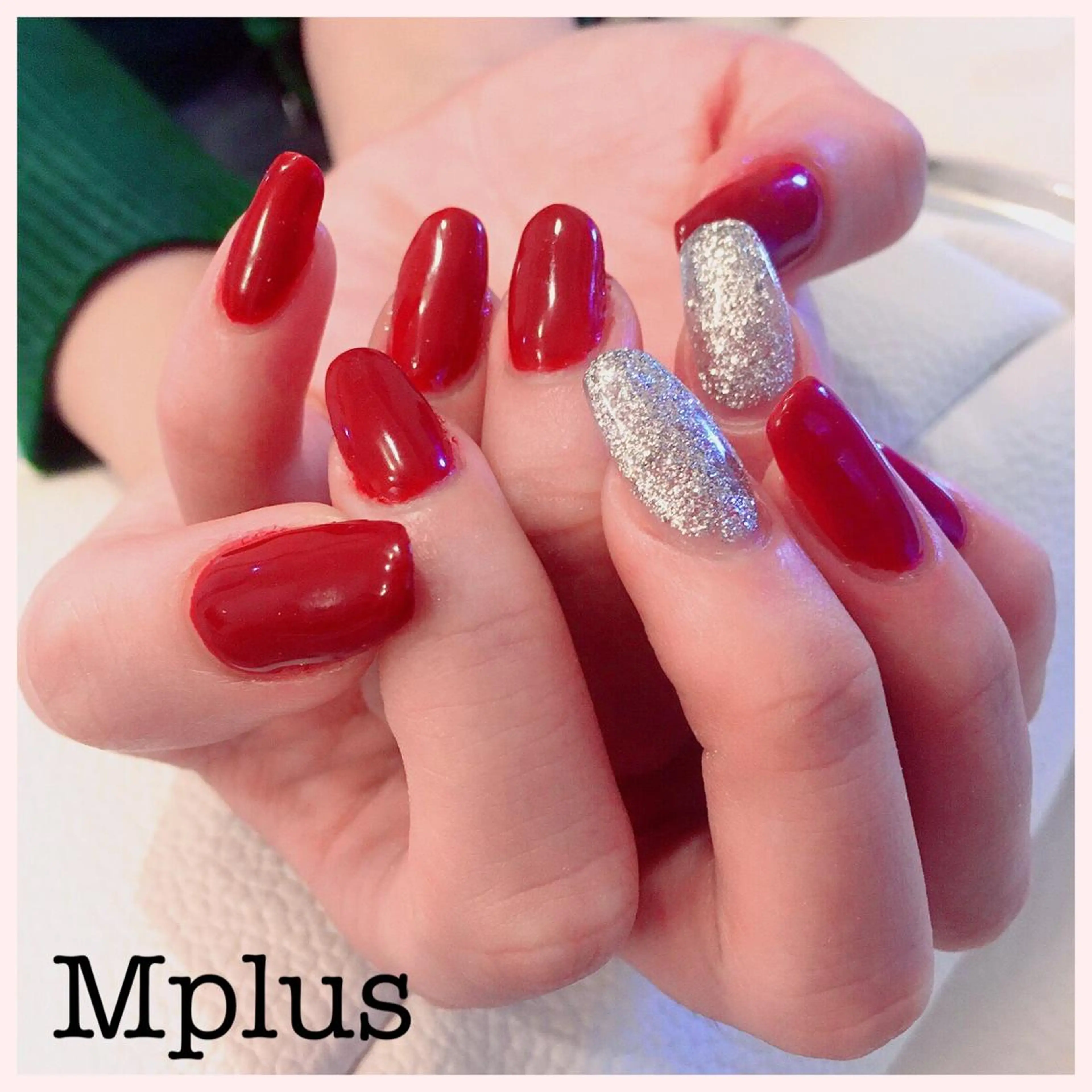 ネイル ボルドー ラメ(グリッター) シルバー Mplus miyukiのネイルデザイン