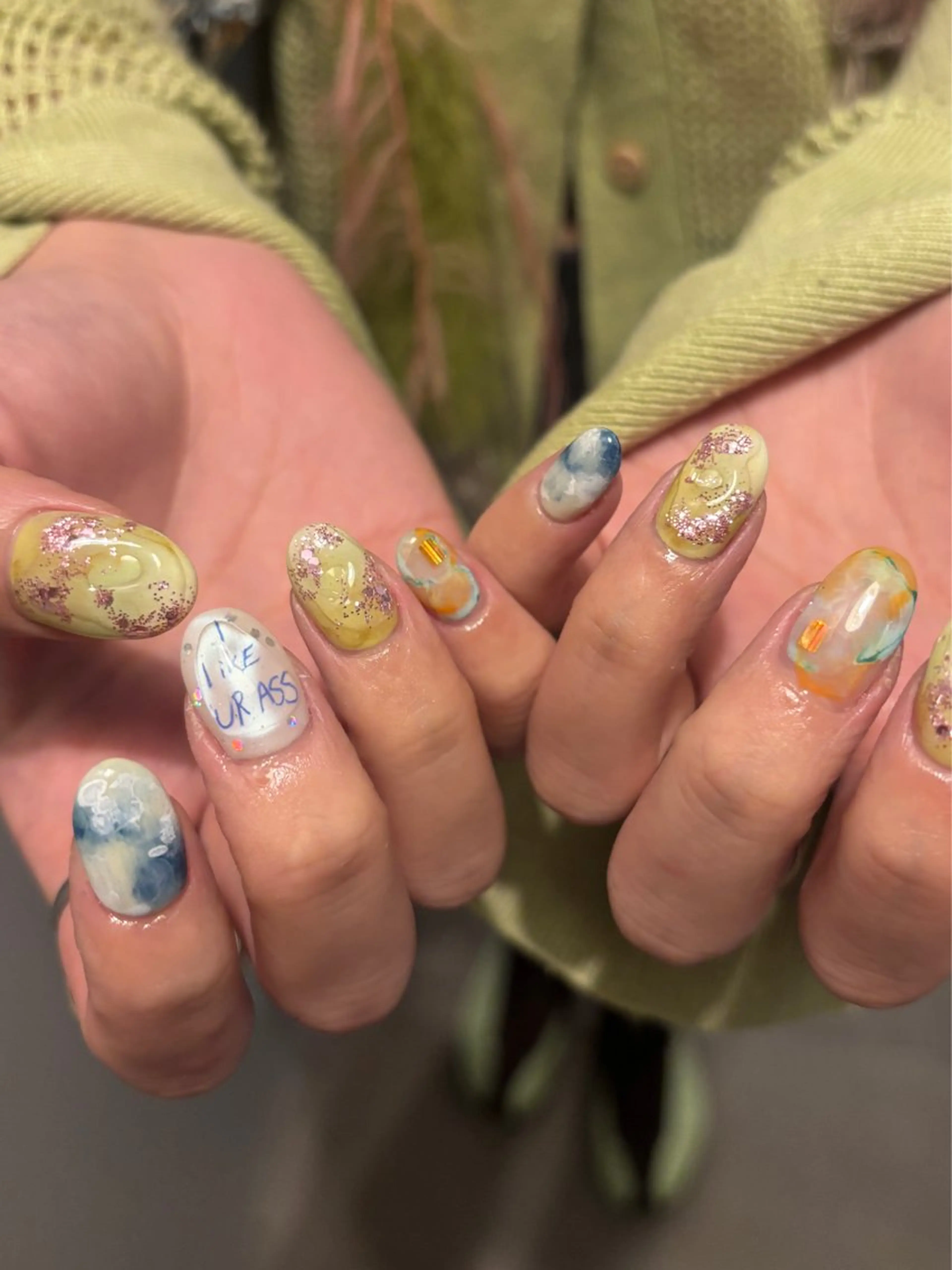 ネイル グリーン ハンドネイル sister  mohawk所属・chika ／ nailのネイルデザイン