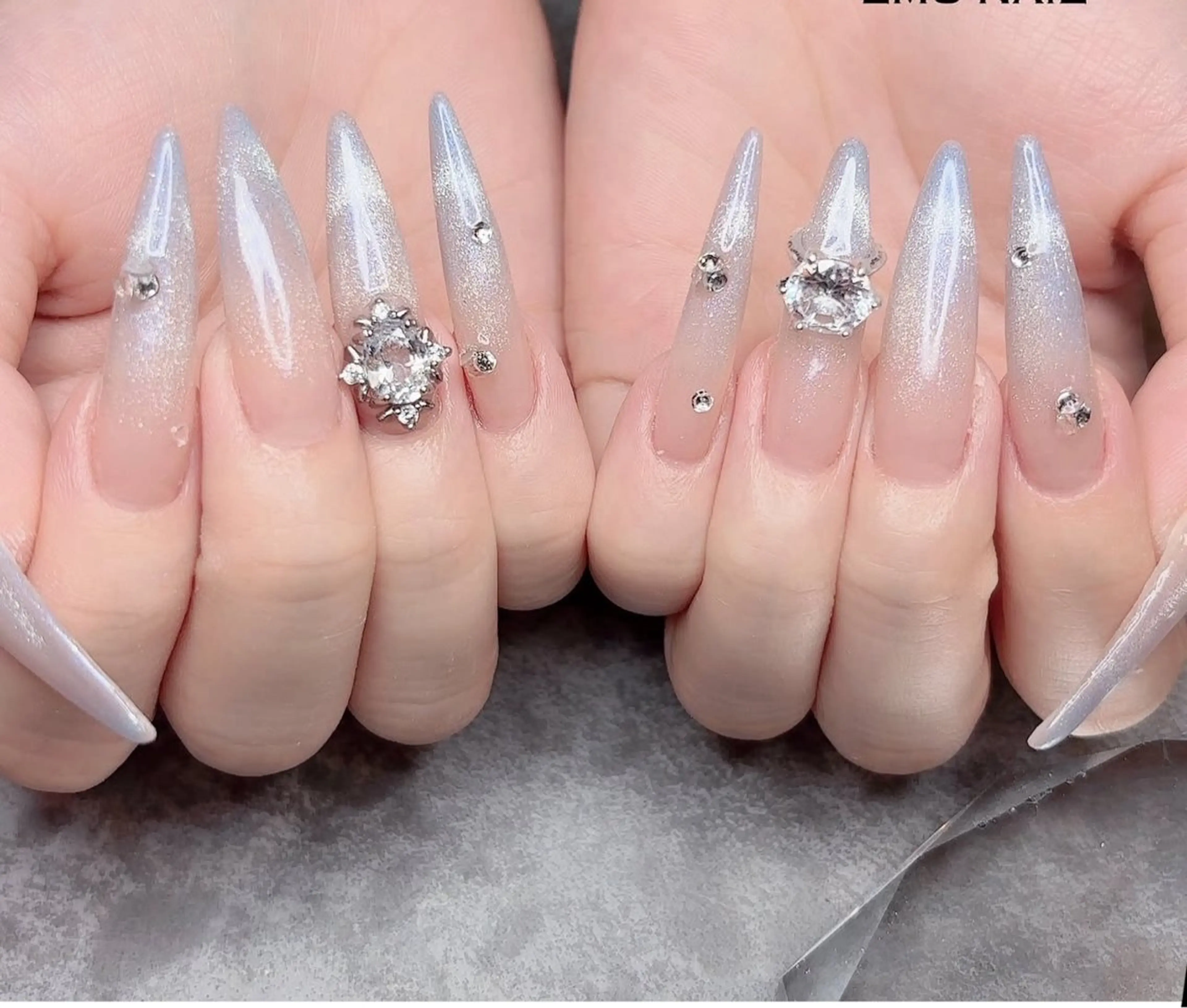 ネイル ジェルネイル 韓国ネイル マグネットネイル ネイルチップ 冬ネイル ハンドネイル Lenie Nailのネイルデザイン
