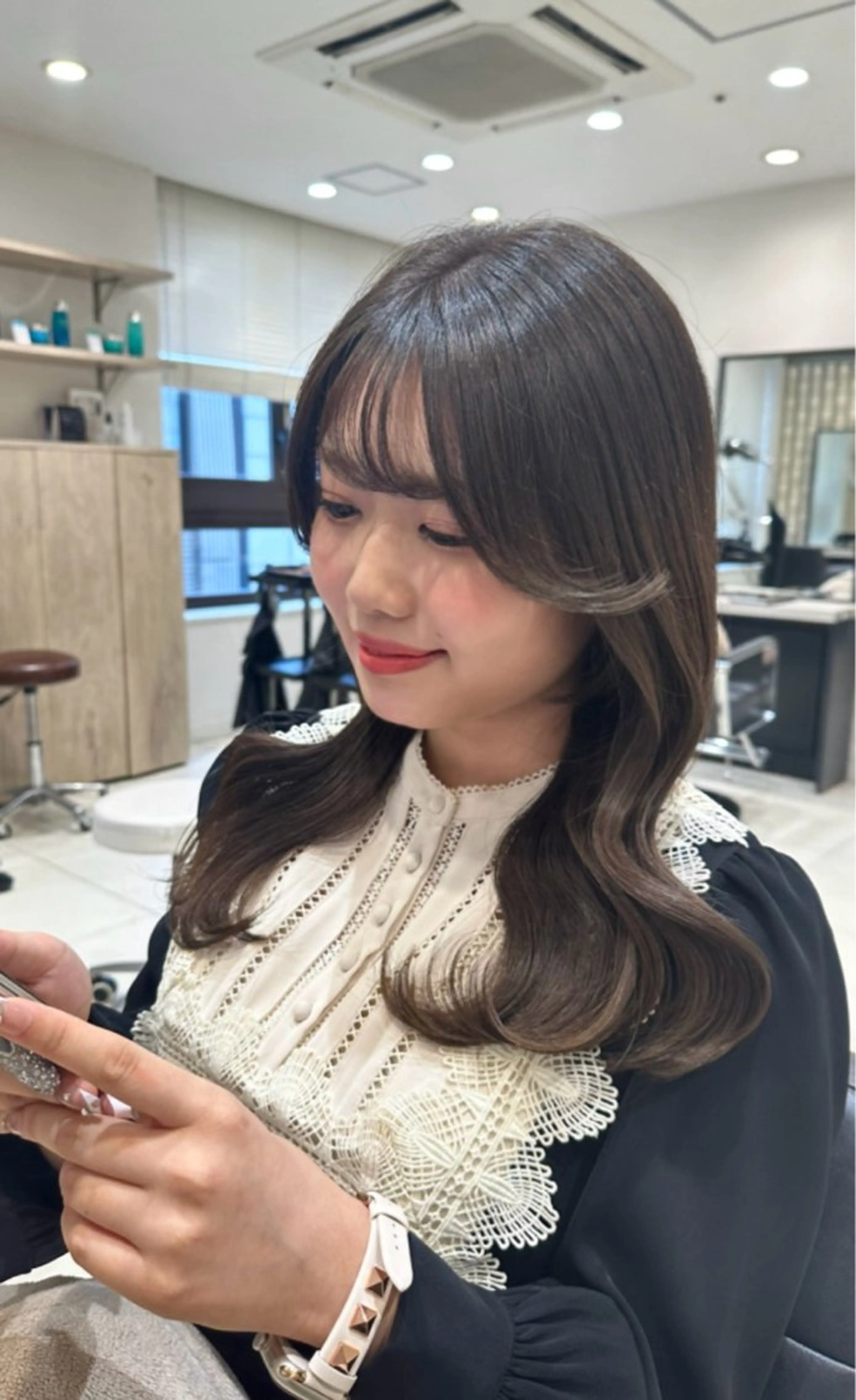 ロング カラー アッシュ アッシュグレー アッシュグレージュ ベージュカラー グレージュ カット ヘアカラー トリートメント 💎銀座/レイヤー/ AYAKI💎のヘアスタイル