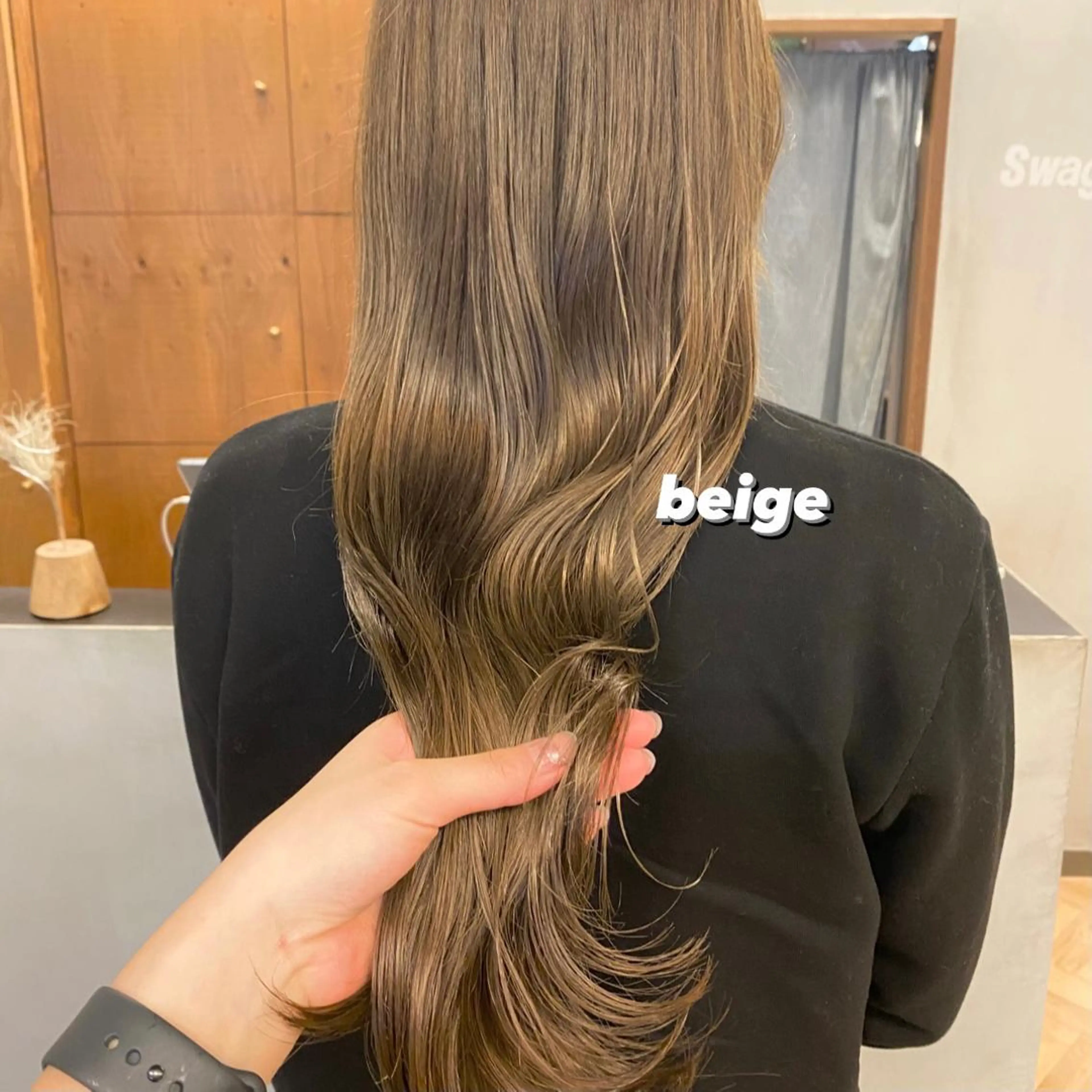 ロング カラー パーマ ヘアアレンジ メンズ キッズ ネイル マツエク・マツパ ベージュカラー EMANON梅田店所属・前川 朋香のヘアスタイル