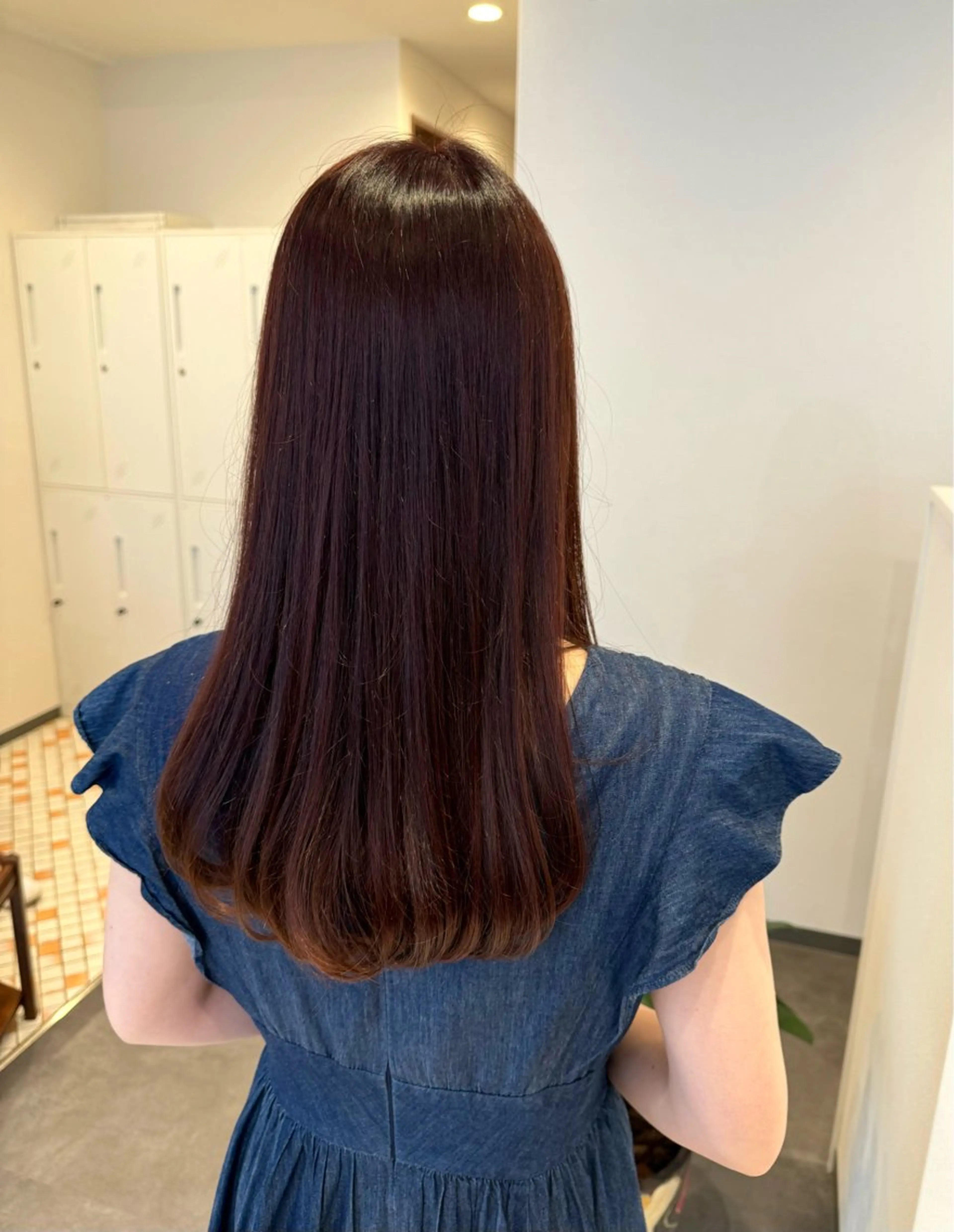 ロング トリートメント 岩城 由佳のヘアスタイル