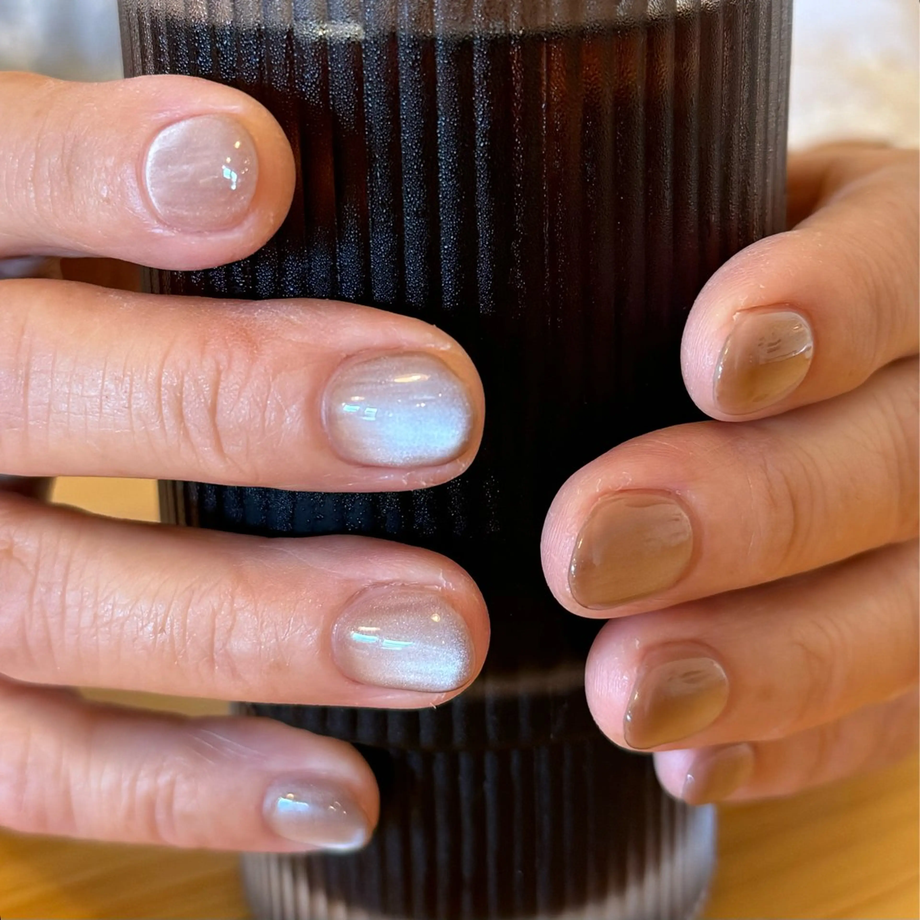 ネイル マグネットネイル ニュアンスネイル ショートネイル ハンドネイル jeu NAIL.のネイルデザイン