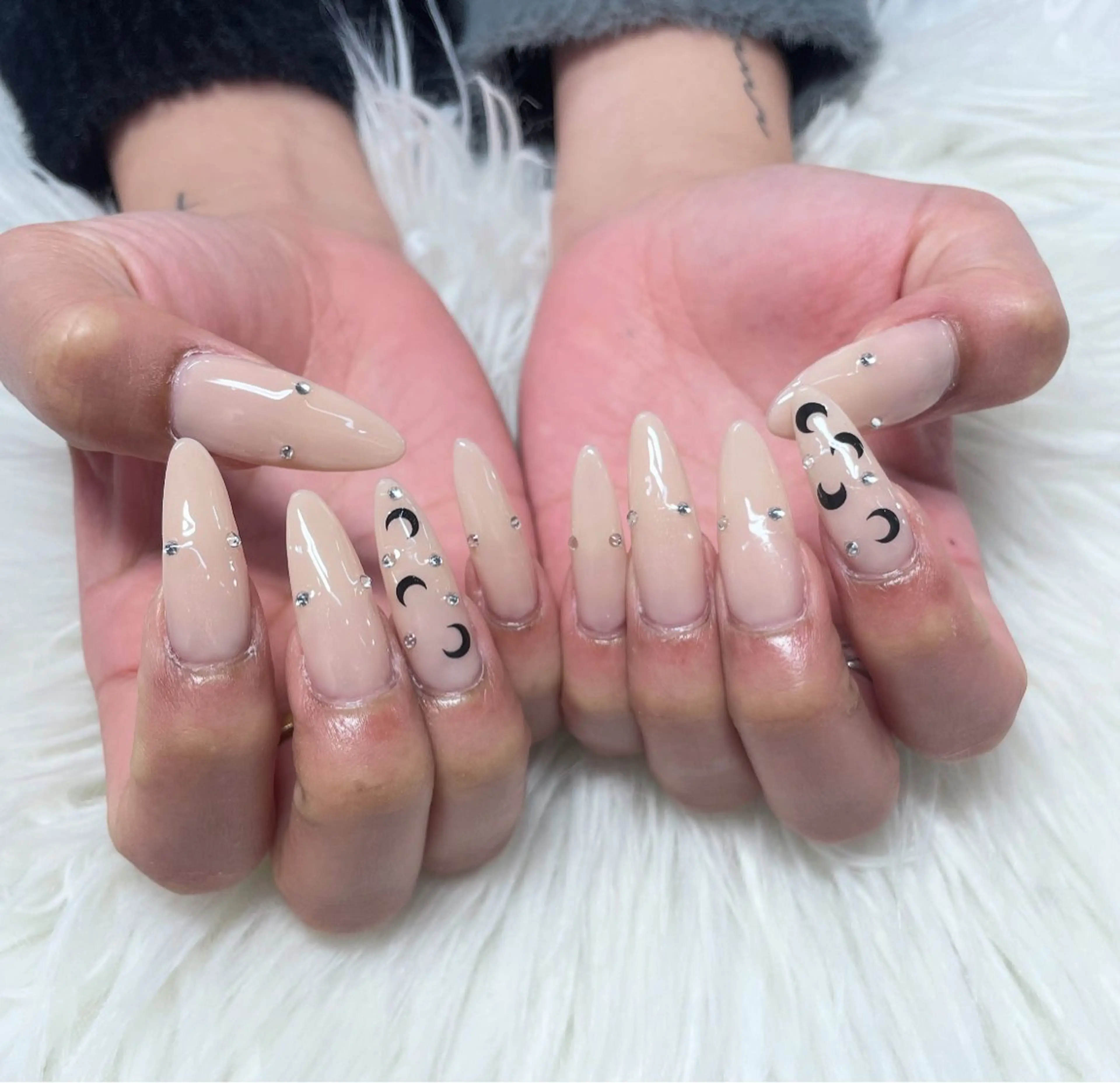ネイル ハンドネイル WOLTOKYO RIAのネイルデザイン
