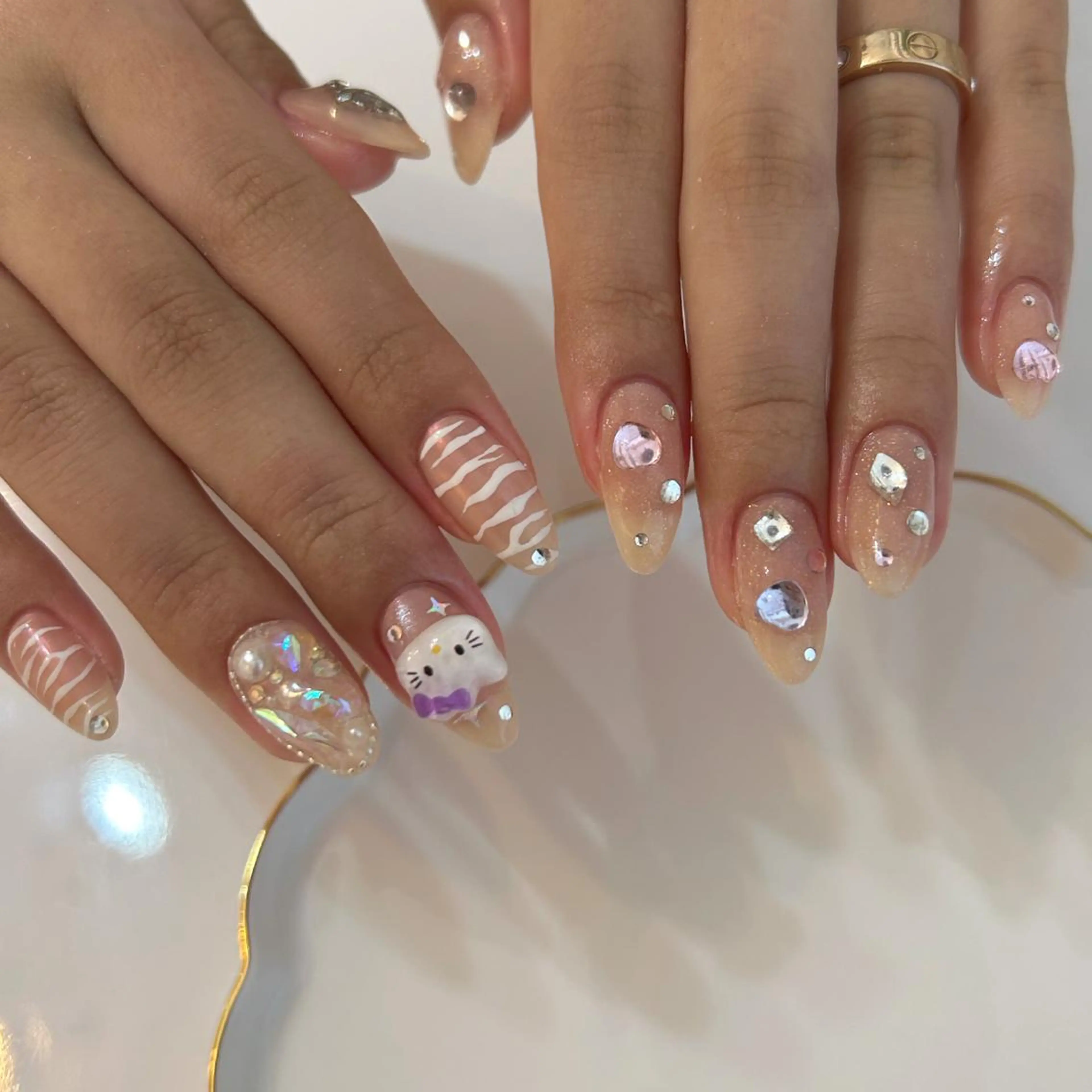 ネイル ハンドネイル ViViA momokaのネイルデザイン