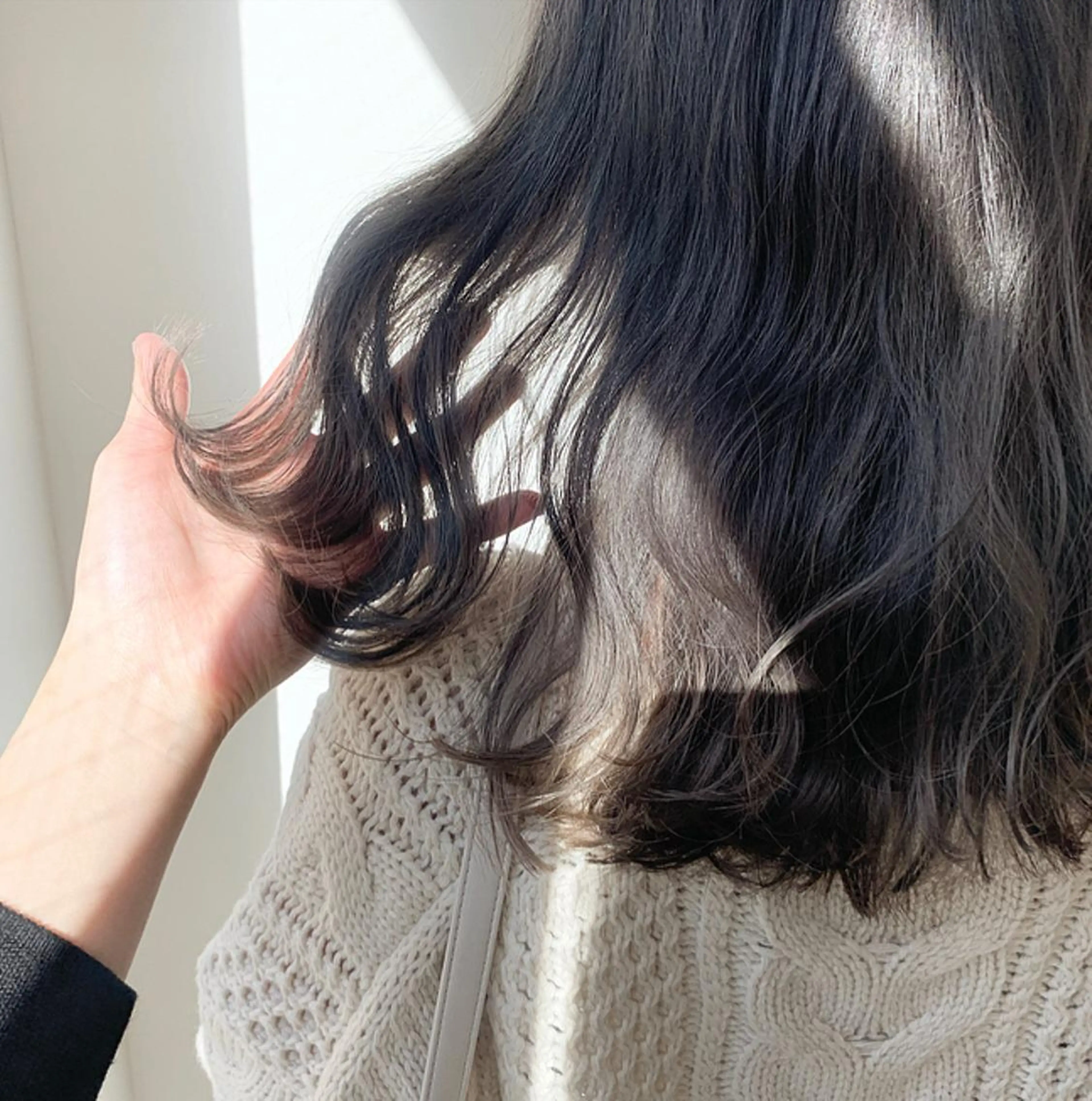 セミロング カラー SALOWIN浦和店所属・1日5名限定美容師 miwaのヘアスタイル