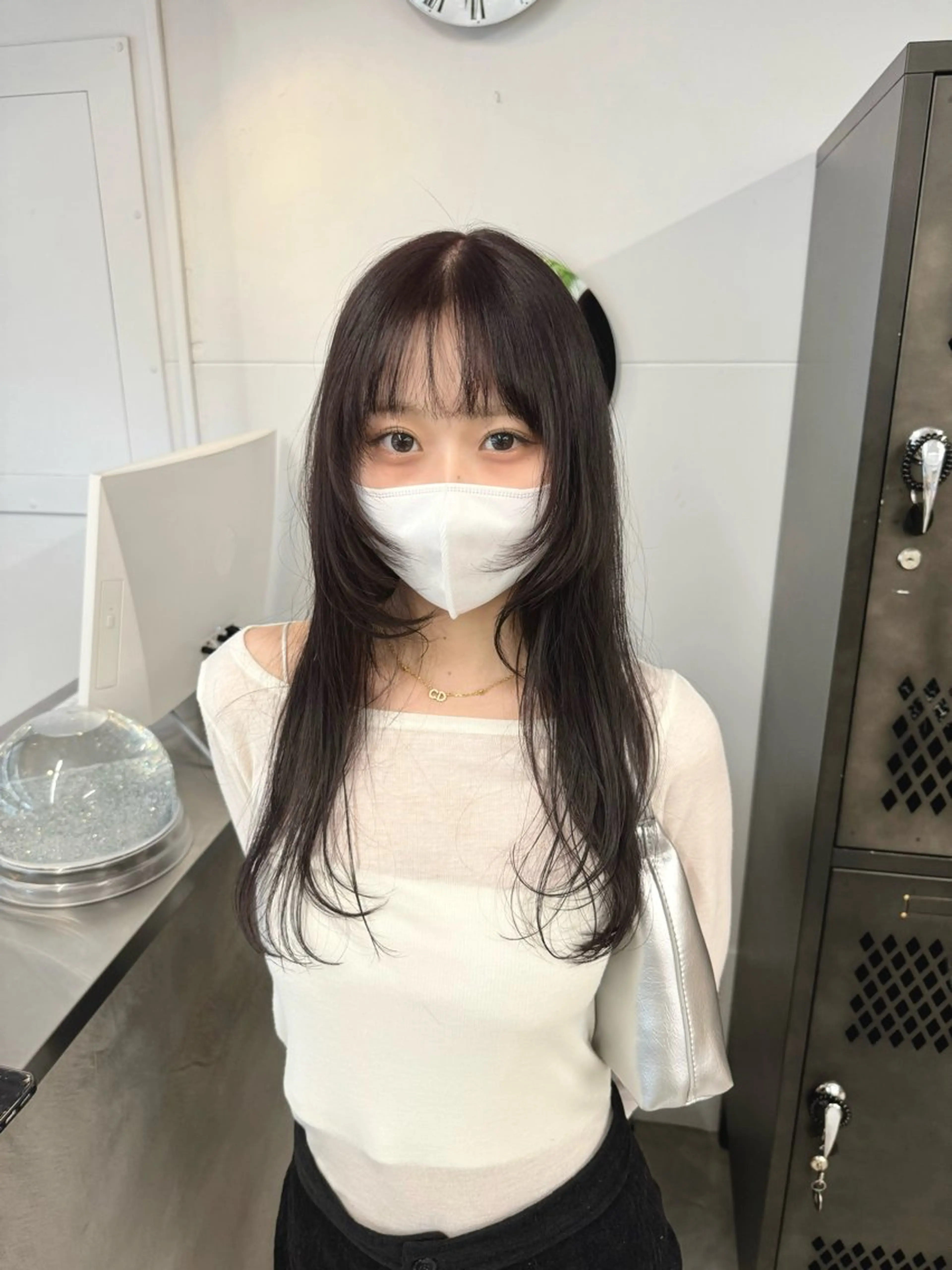 セミロング カット ヘアカラー トリートメント INORI|艶カラ ー|フェイスレイヤーのヘアスタイル