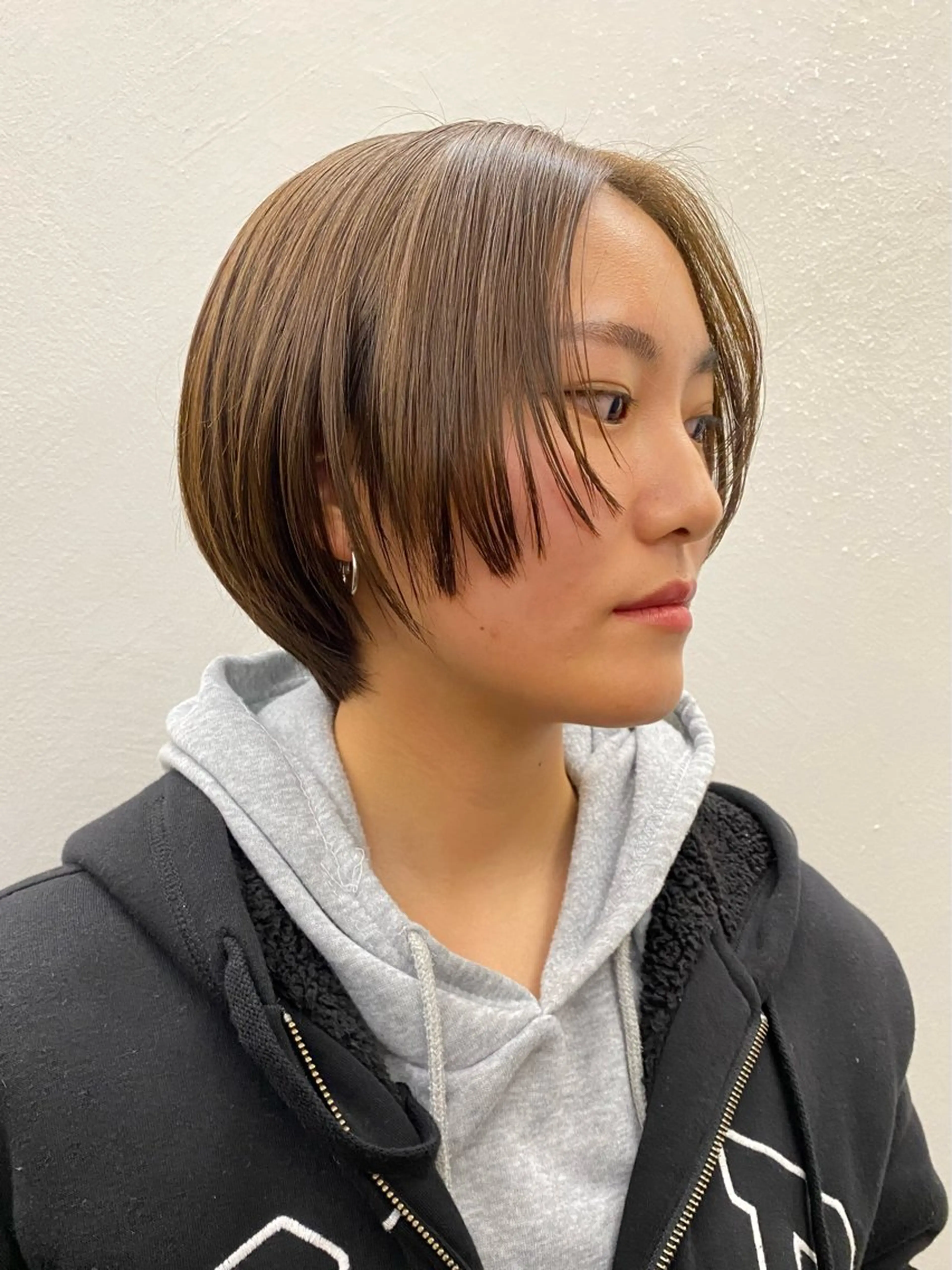 ショート カラー ベージュカラー ブラウンカラー ブラウンベージュ カット ヘアカラー トリートメント Paddle所属・似合わせレイヤー/ レイヤーパーマ/高倉のヘアスタイル