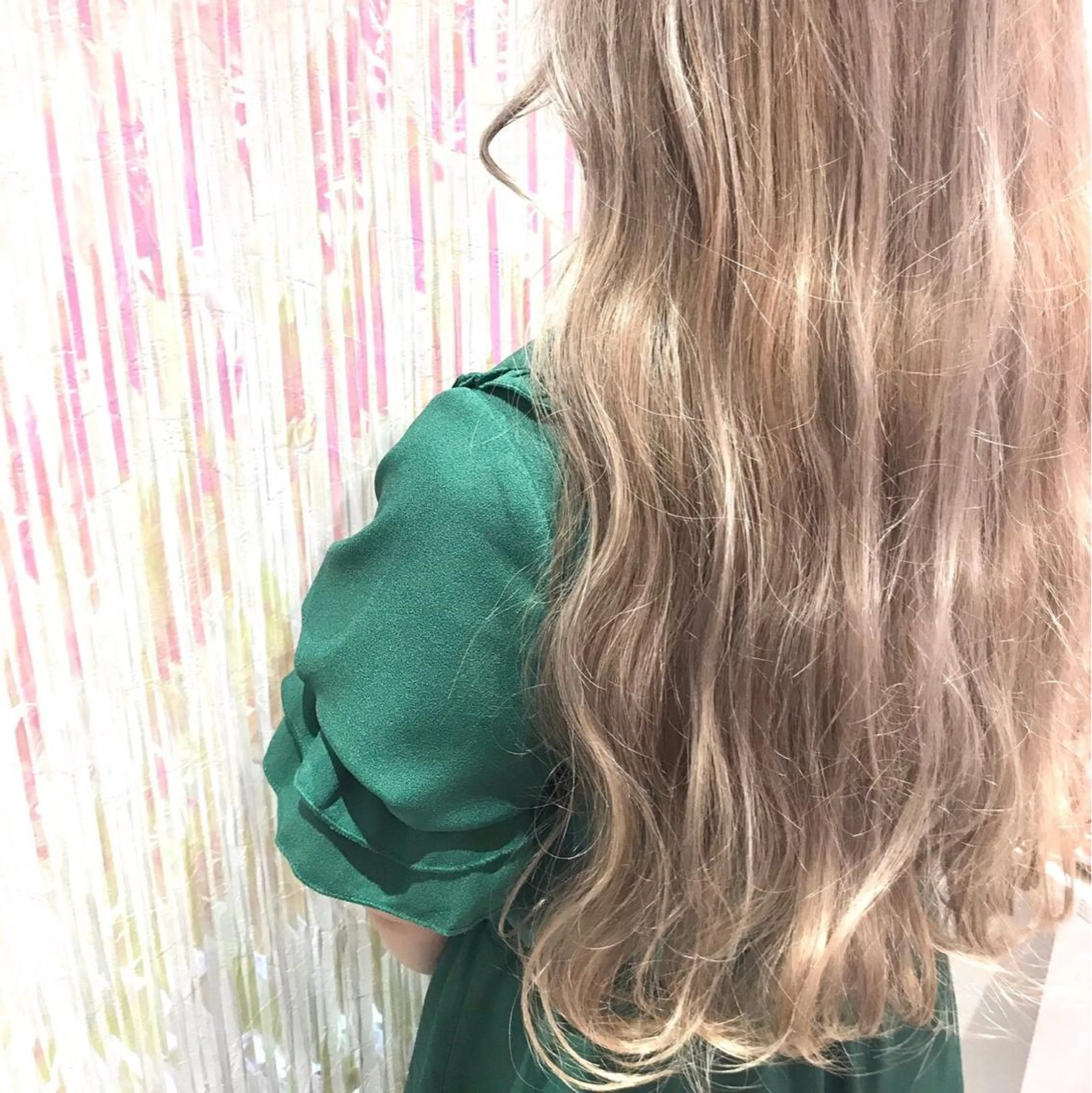 カラー RIYA❤︎ Aujuaソムリエのヘアスタイル