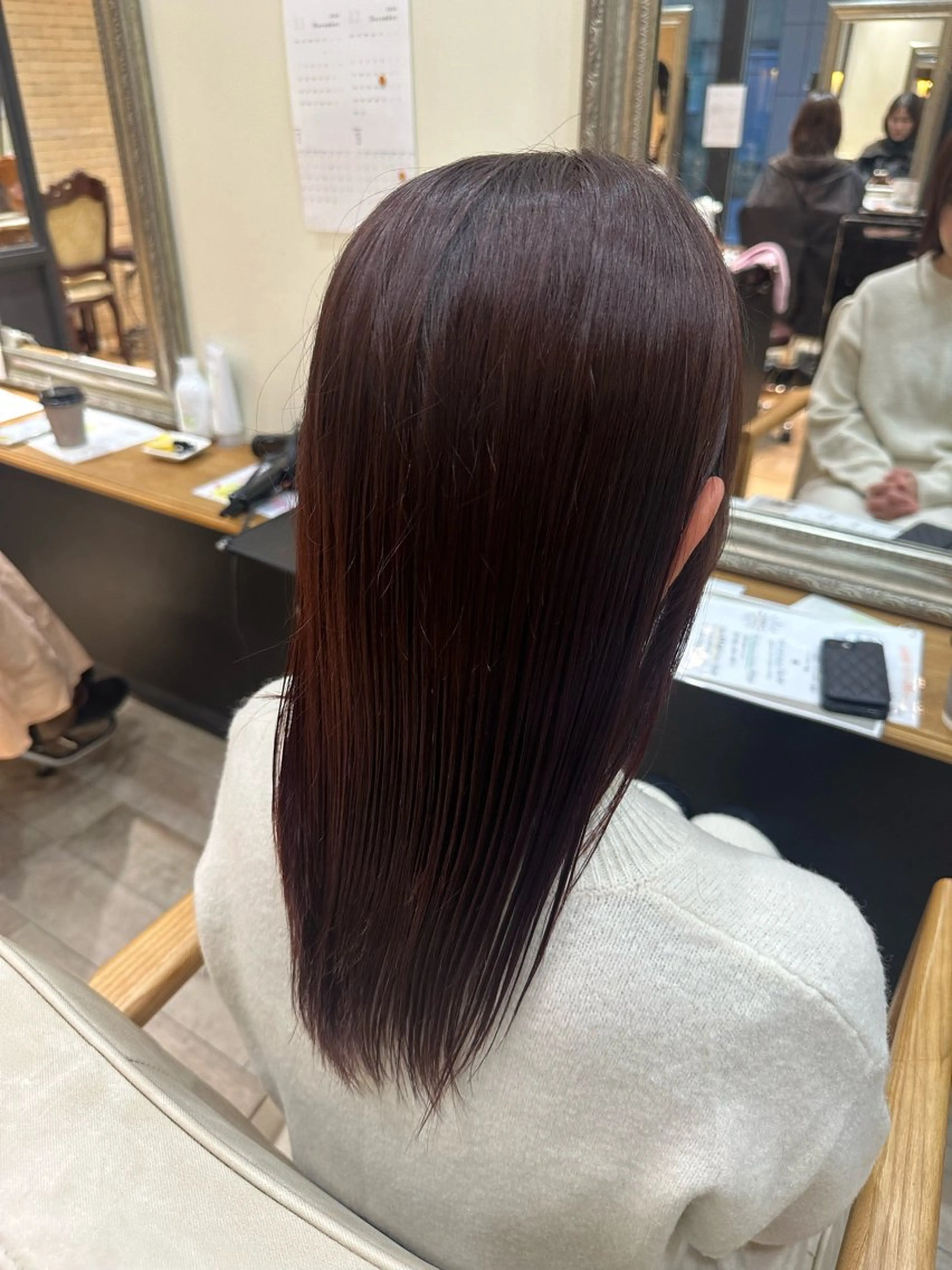 ロング カラー 生尾 虹水のヘアスタイル