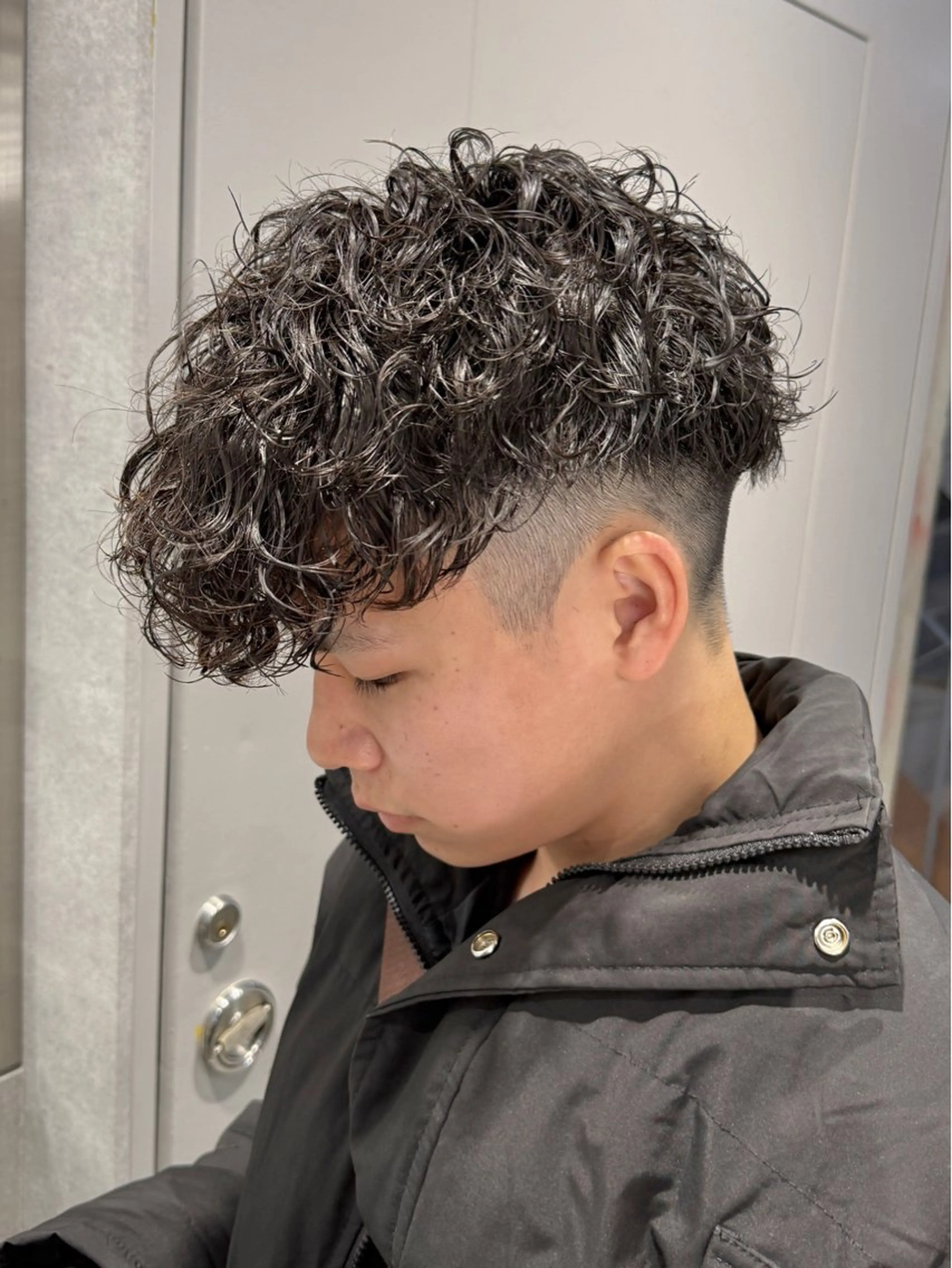 ショート パーマ メンズ 渋谷駅から徒歩1分 BLUCKメンズヘアのヘアスタイル
