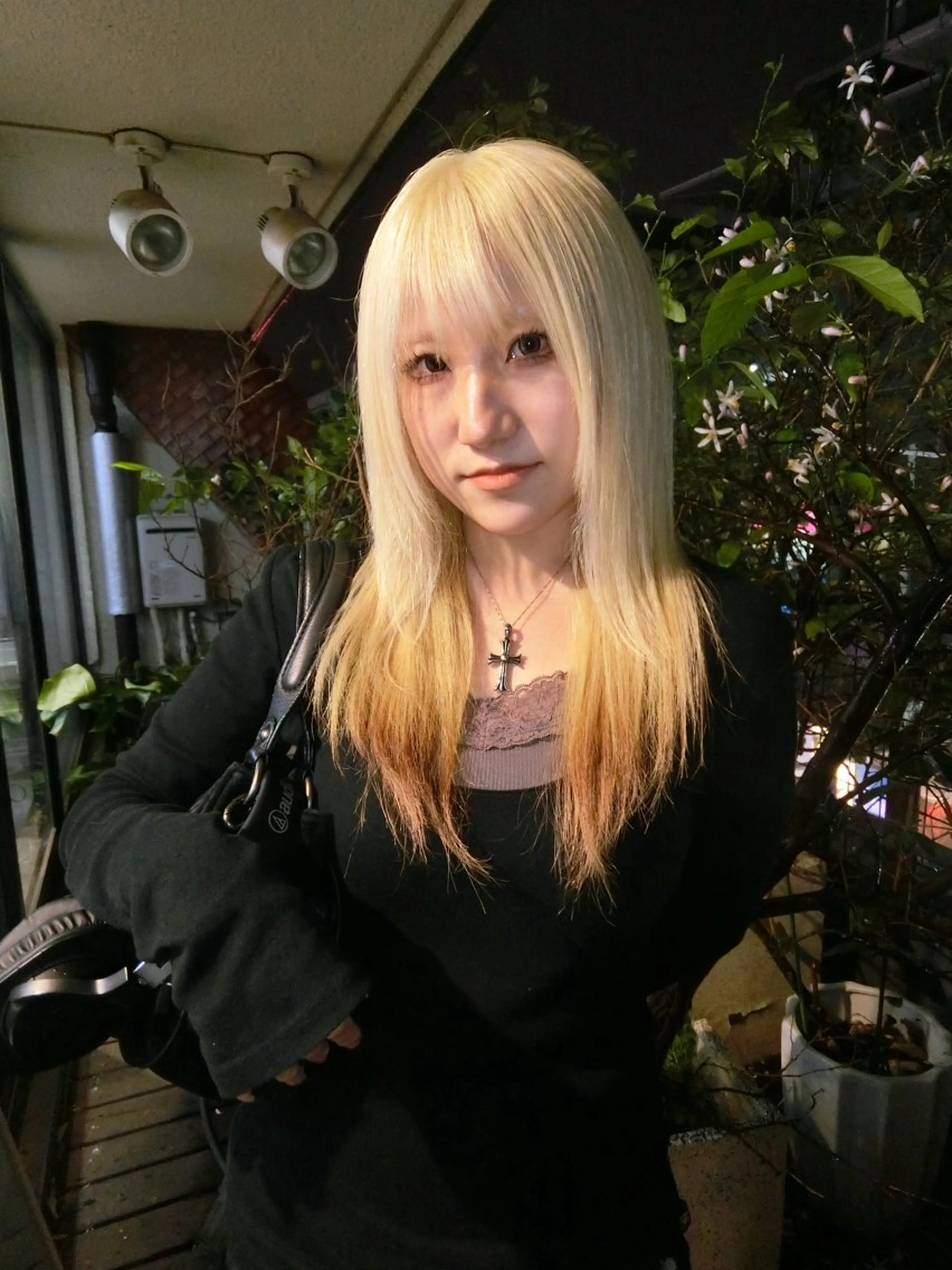 カラー 鳥居 未椰のヘアスタイル