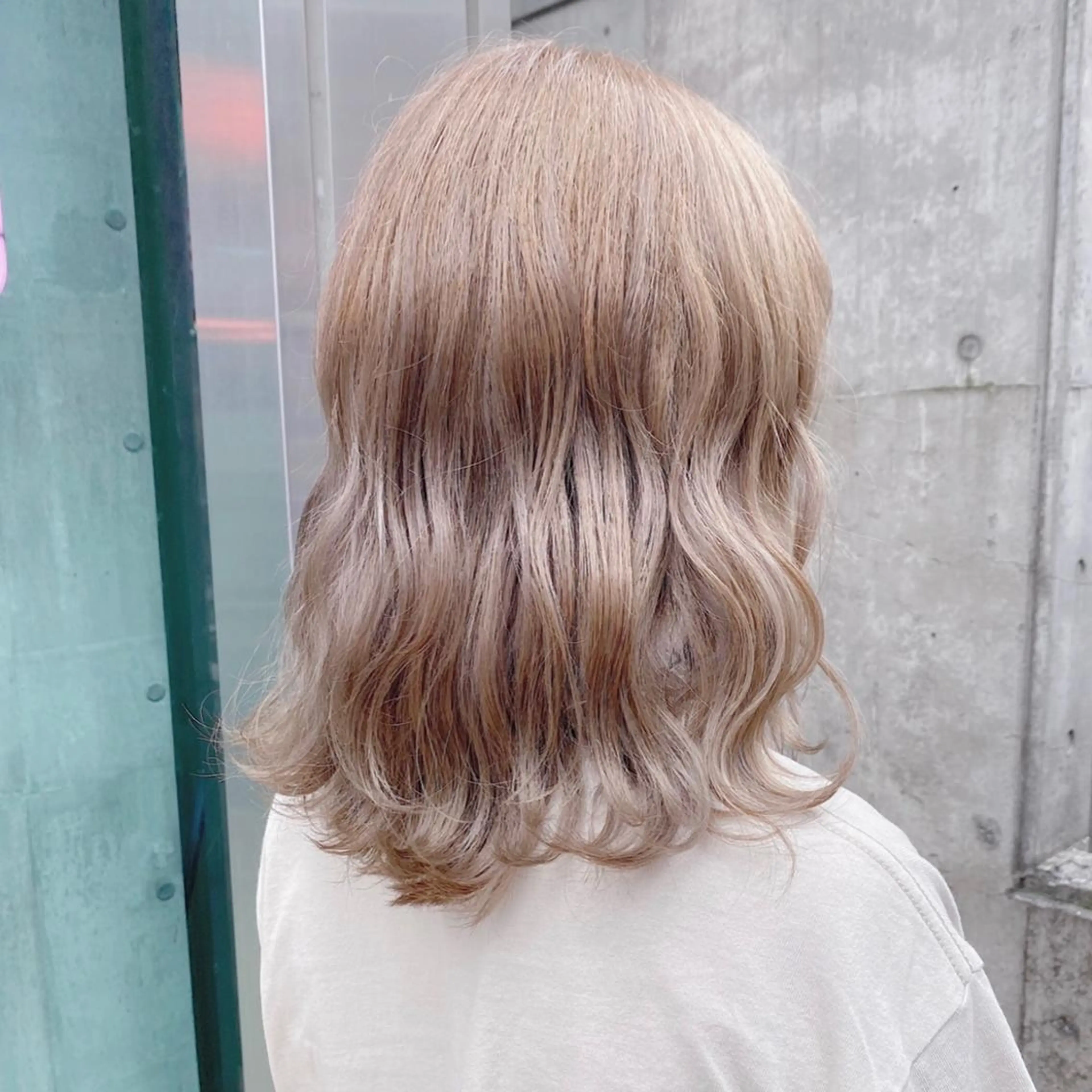 ミディアム カラー ヘアアレンジ メンズ キッズ お悩み解決美容師 💐AMIのヘアスタイル
