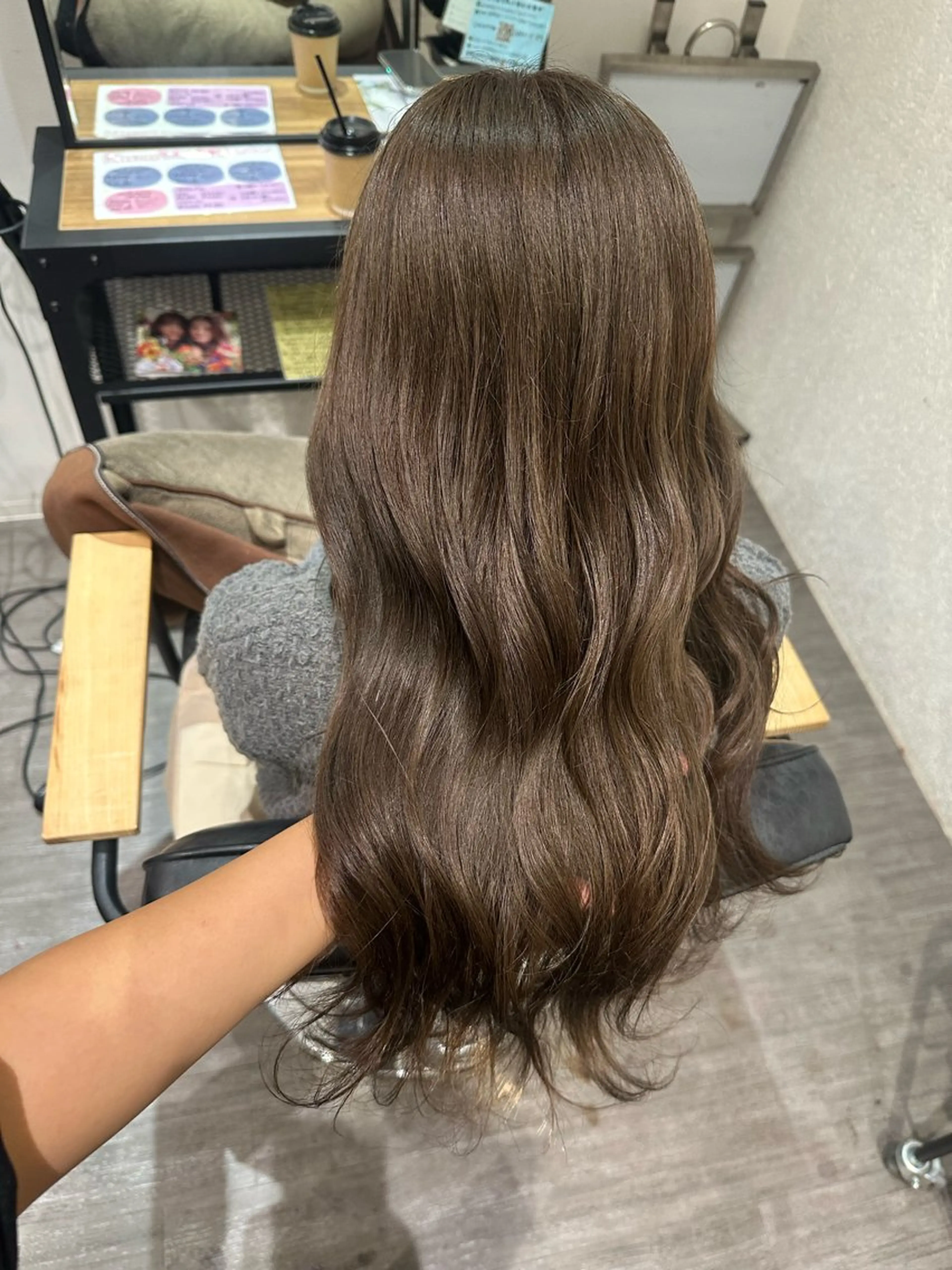 セミロング カラー アッシュ アッシュブラウン ベージュカラー ブラウンカラー ブラウンベージュ ヘアカラー トリートメント 艶髪レイヤー上田 紗也🇰🇷💗のヘアスタイル