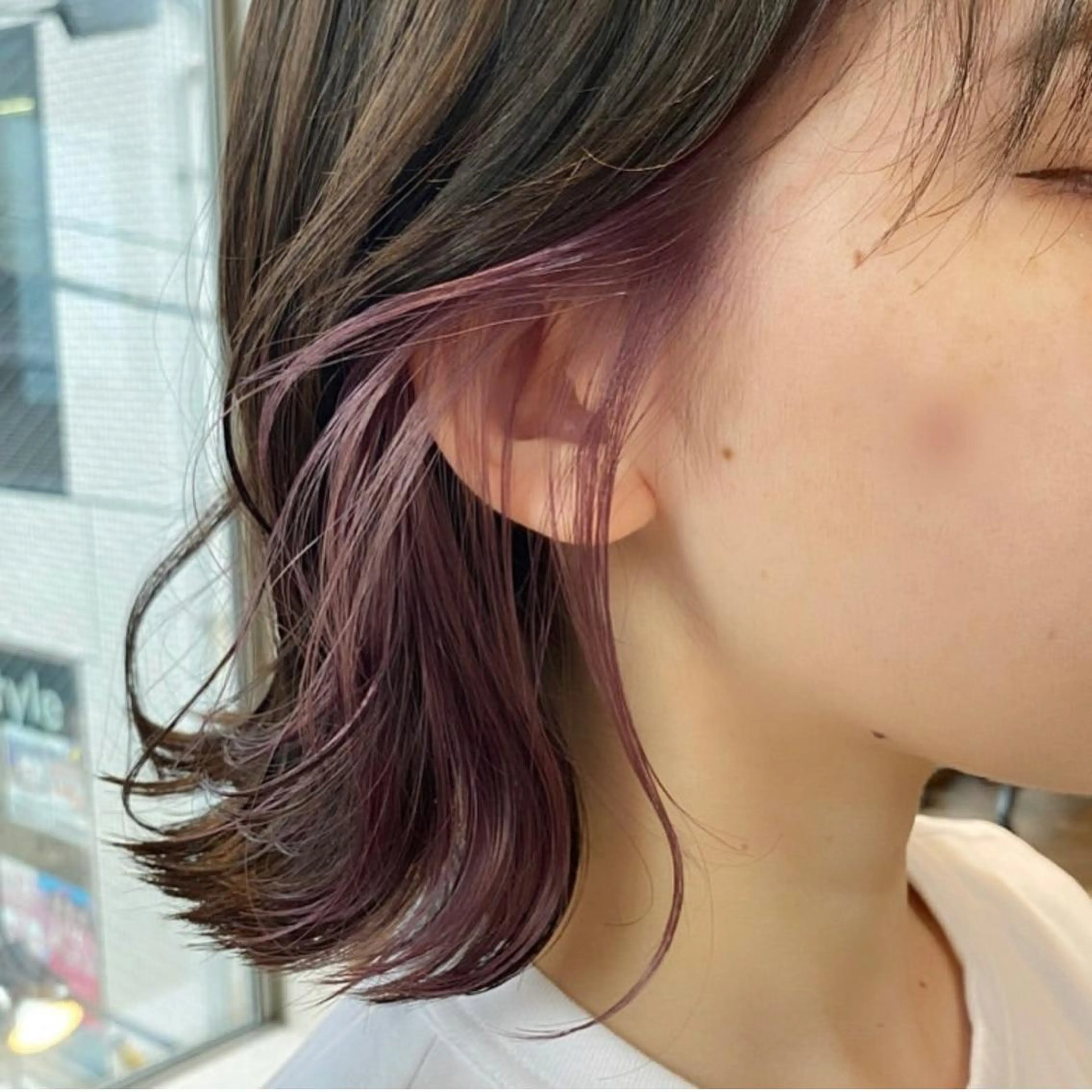 ショート ヘアカラー トリートメント ハイトーンイヤリング カラー清水隆央のヘアスタイル