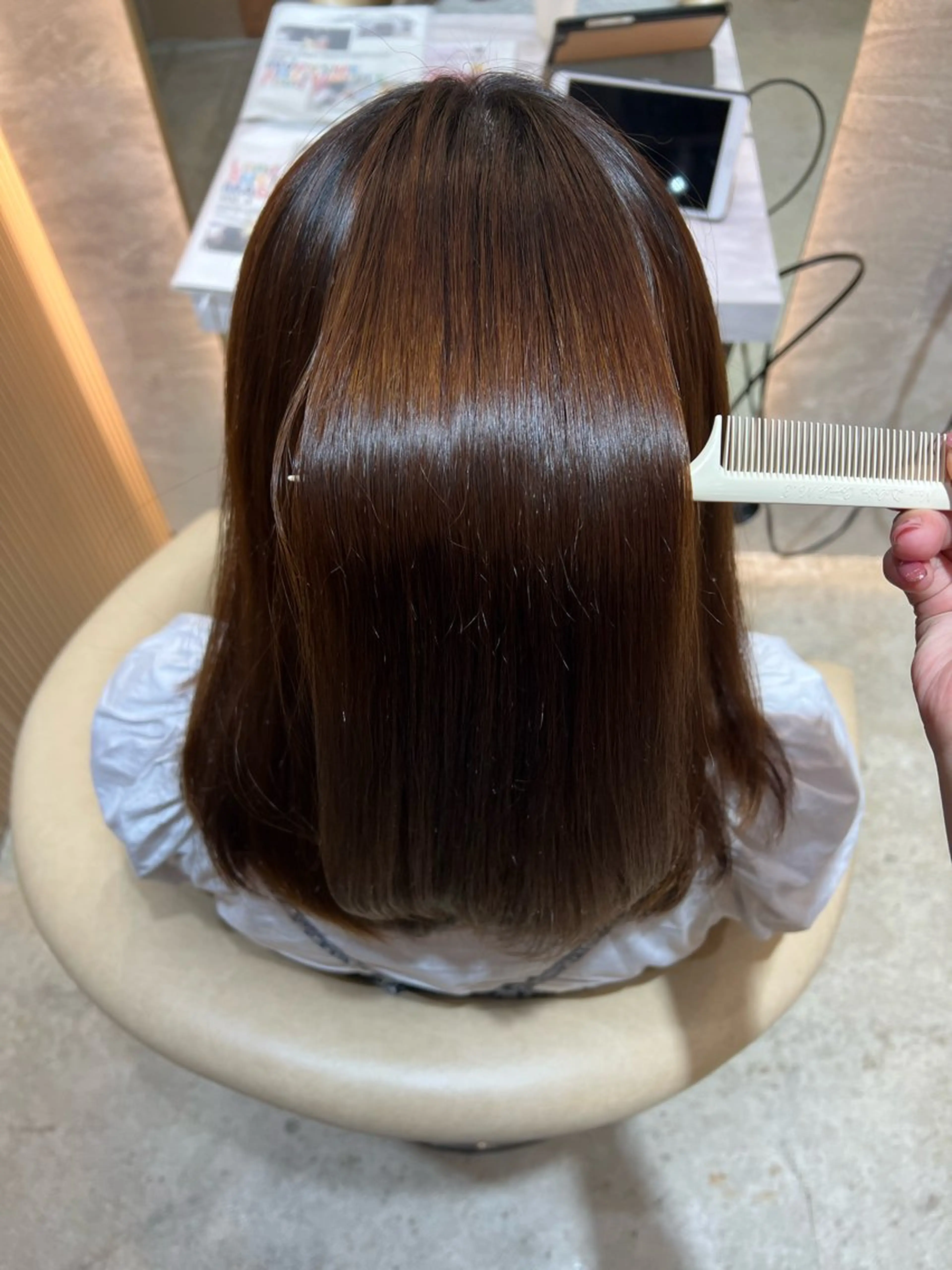 セミロング カラー ボブ/巻ける縮毛矯正 /韓国レイヤーはなのヘアスタイル