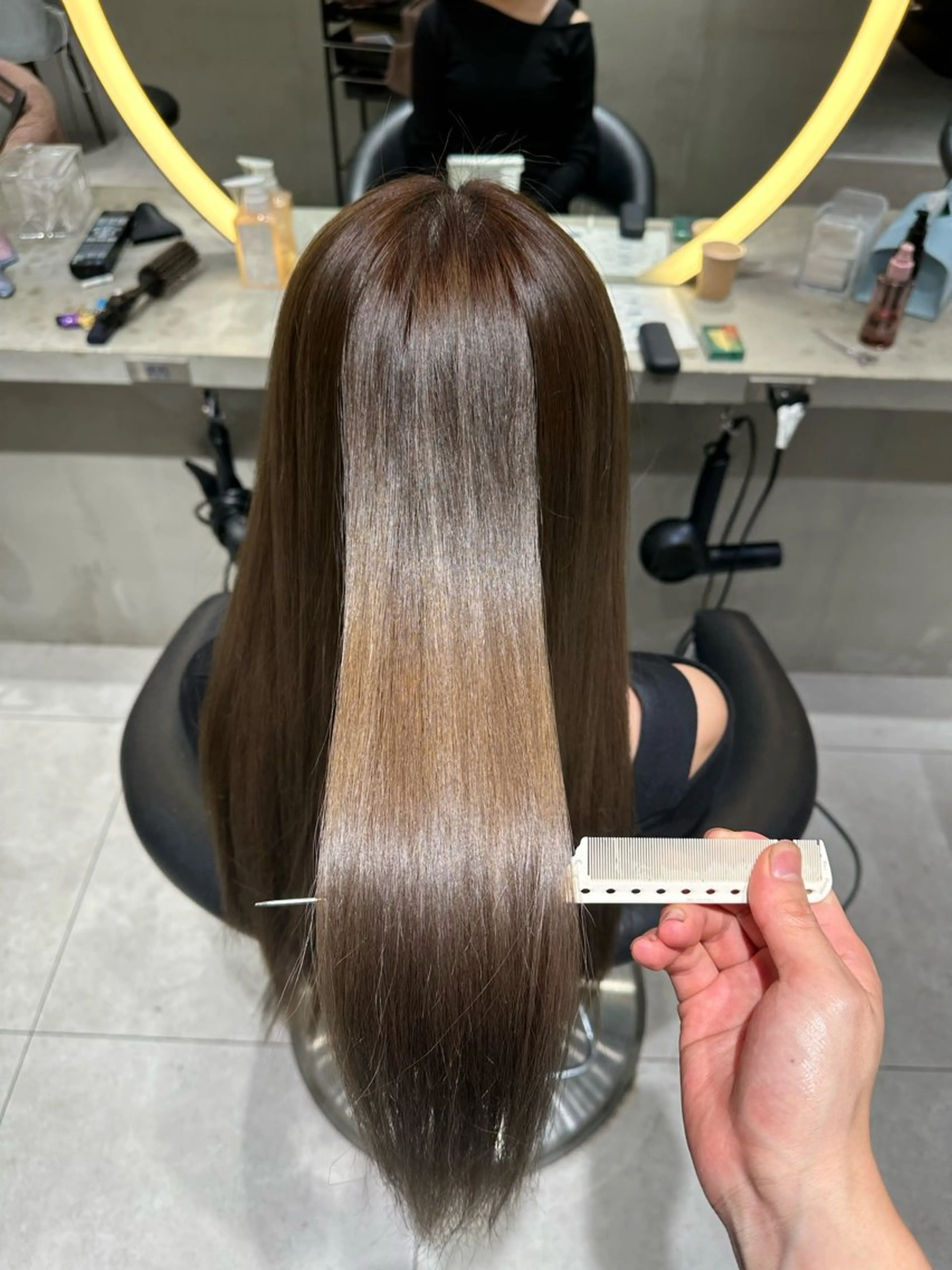 【U29・12月限定✨️】ブリーチ毛でも叶う美髪縮毛矯正の写真