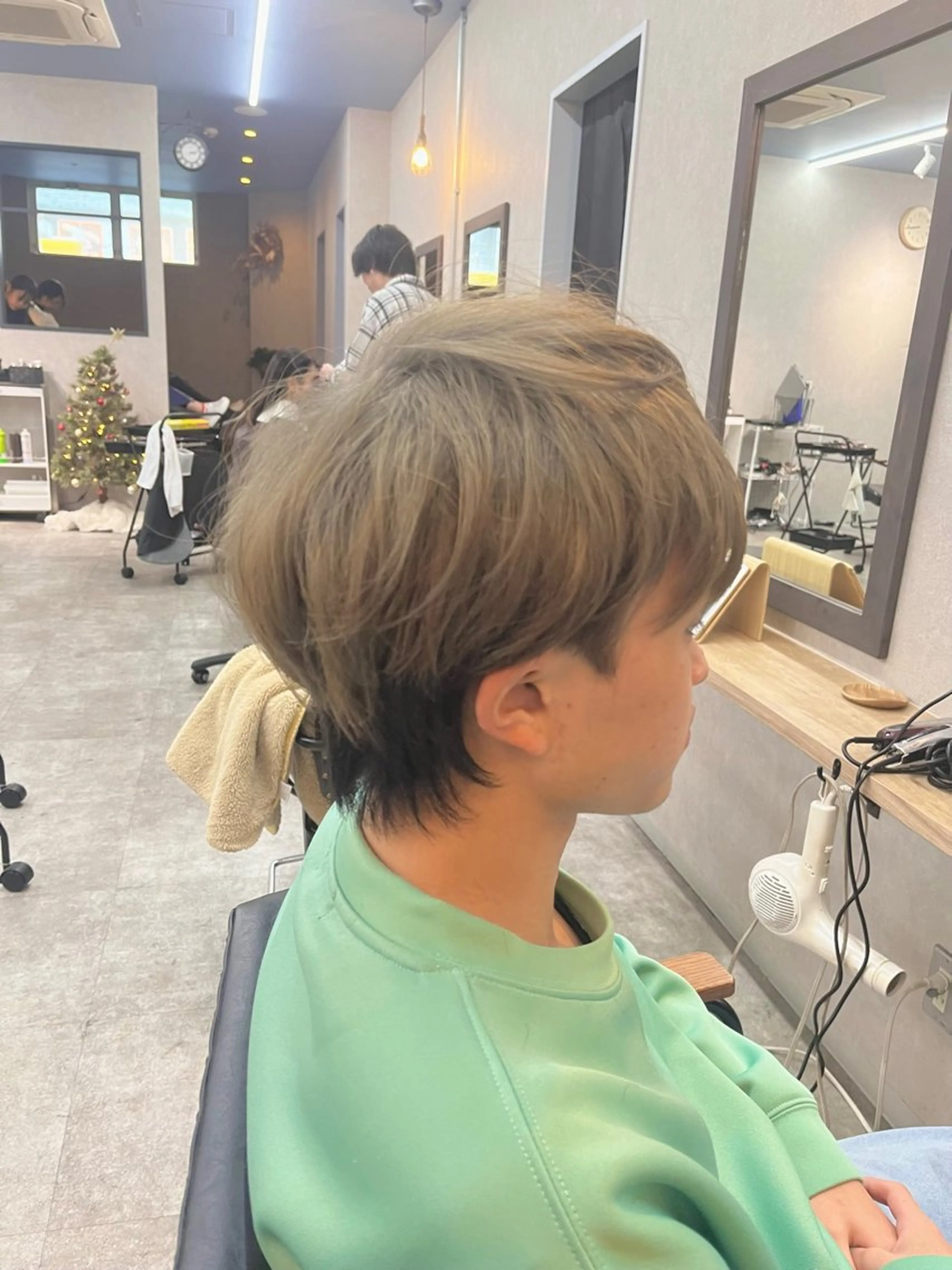 学生限定メンズカット&ハーフブリーチオンカラーの写真