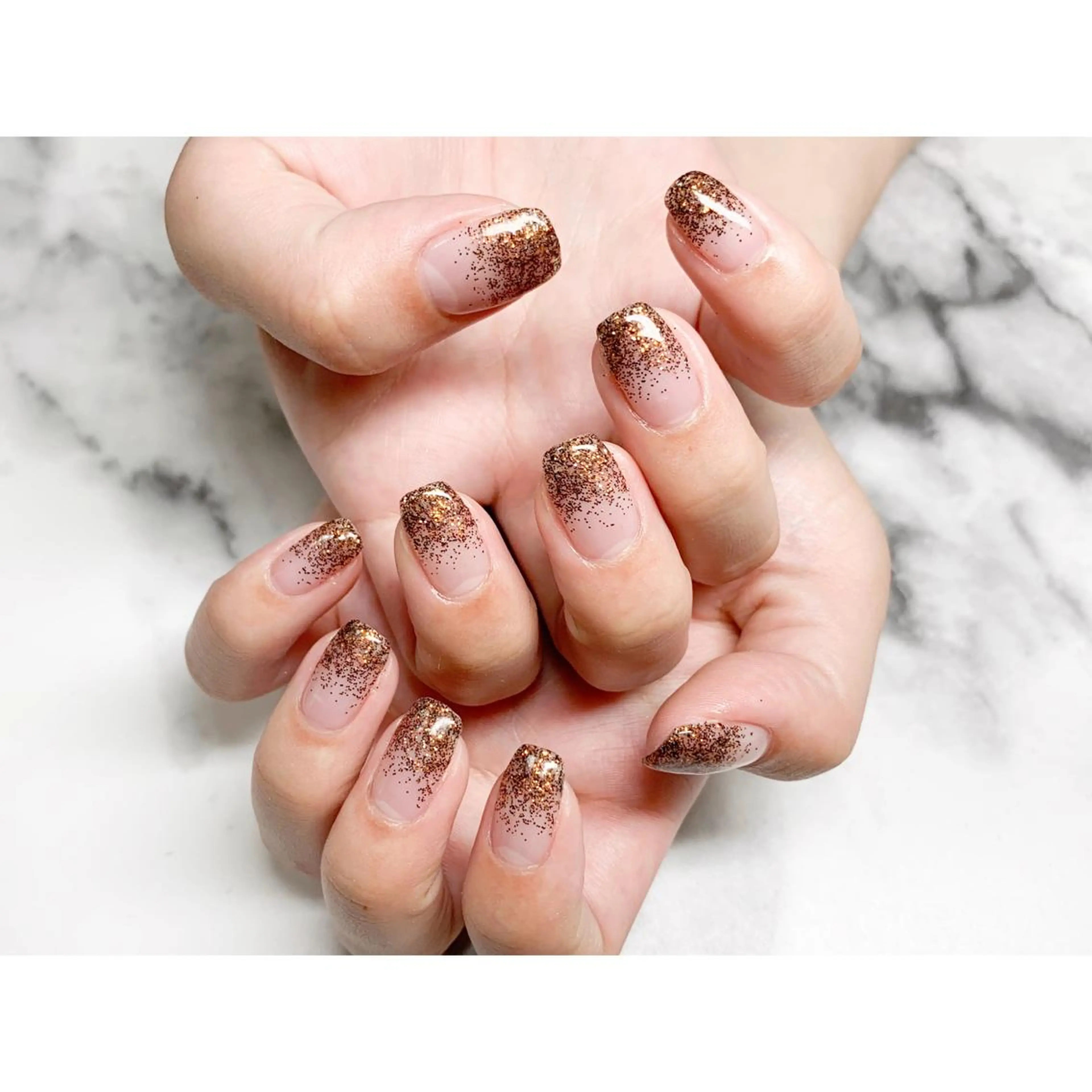 ネイル ラメ(グリッター) ラメグラデーション nailsalon maluriのネイルデザイン