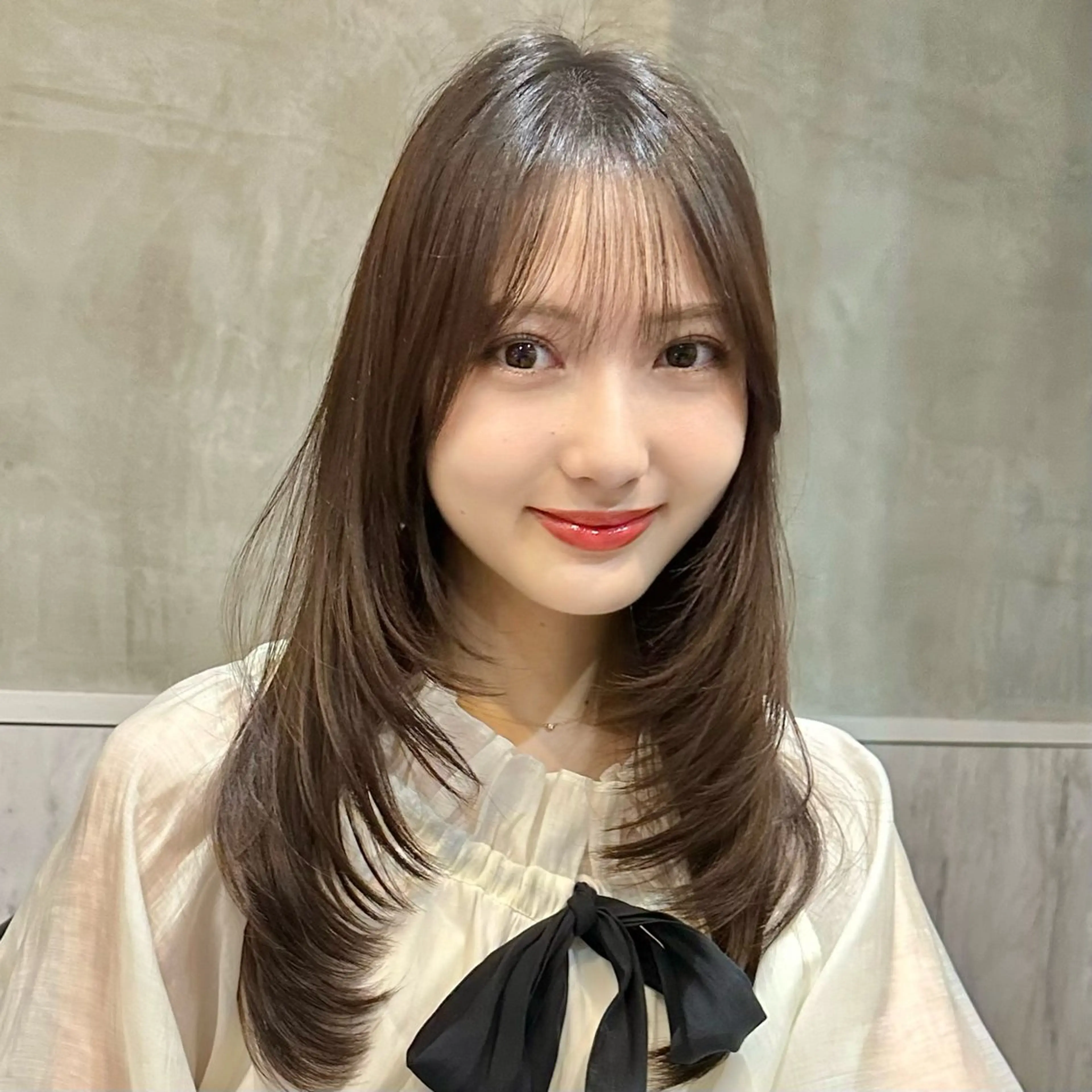 ミディアム カット 🌹ハッシュカット、 レイヤー韓国ヘア🌹のヘアスタイル
