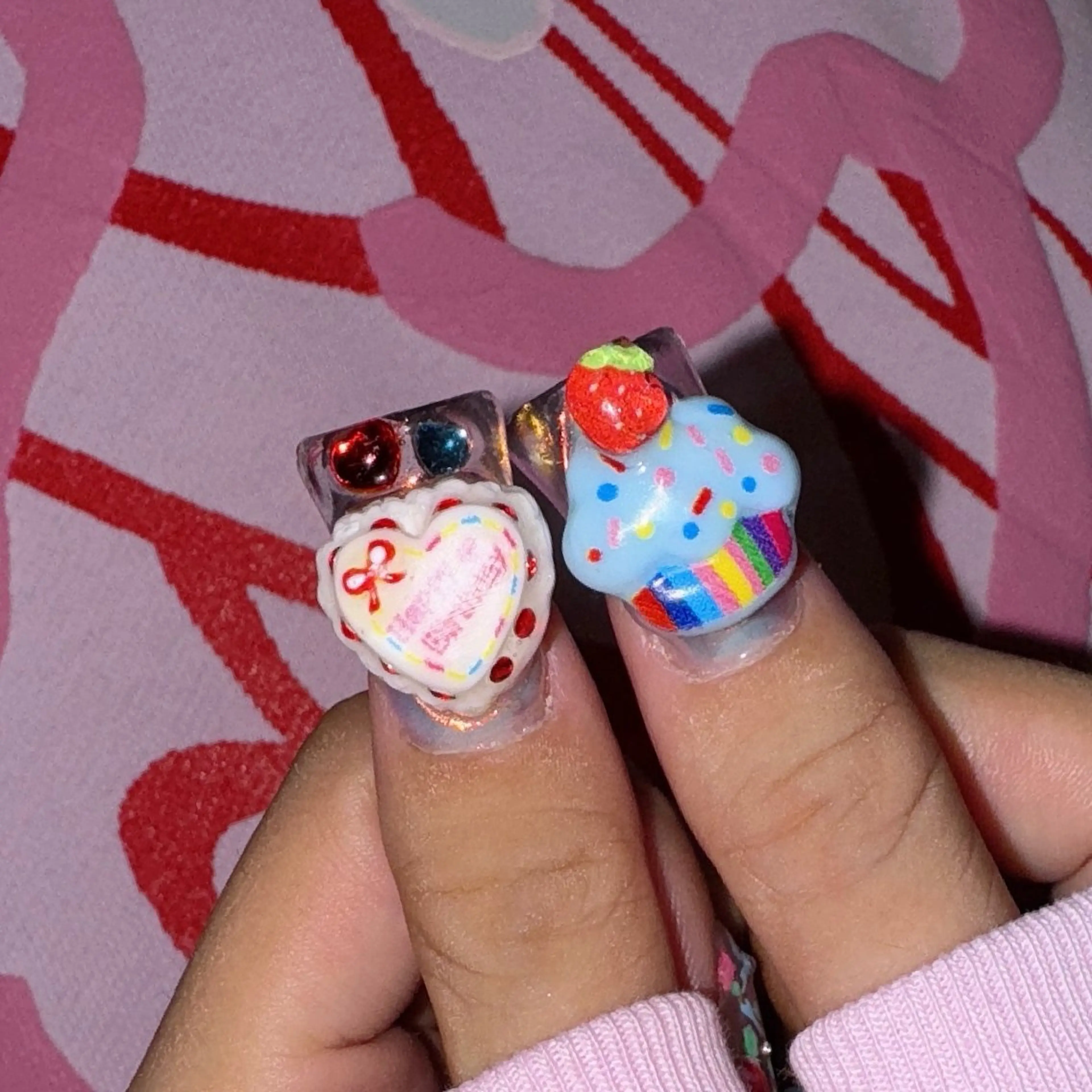 ネイル ネイルチップ ハンドネイル RIEKO🍒 ワンホン♡推しネイルのネイルデザイン