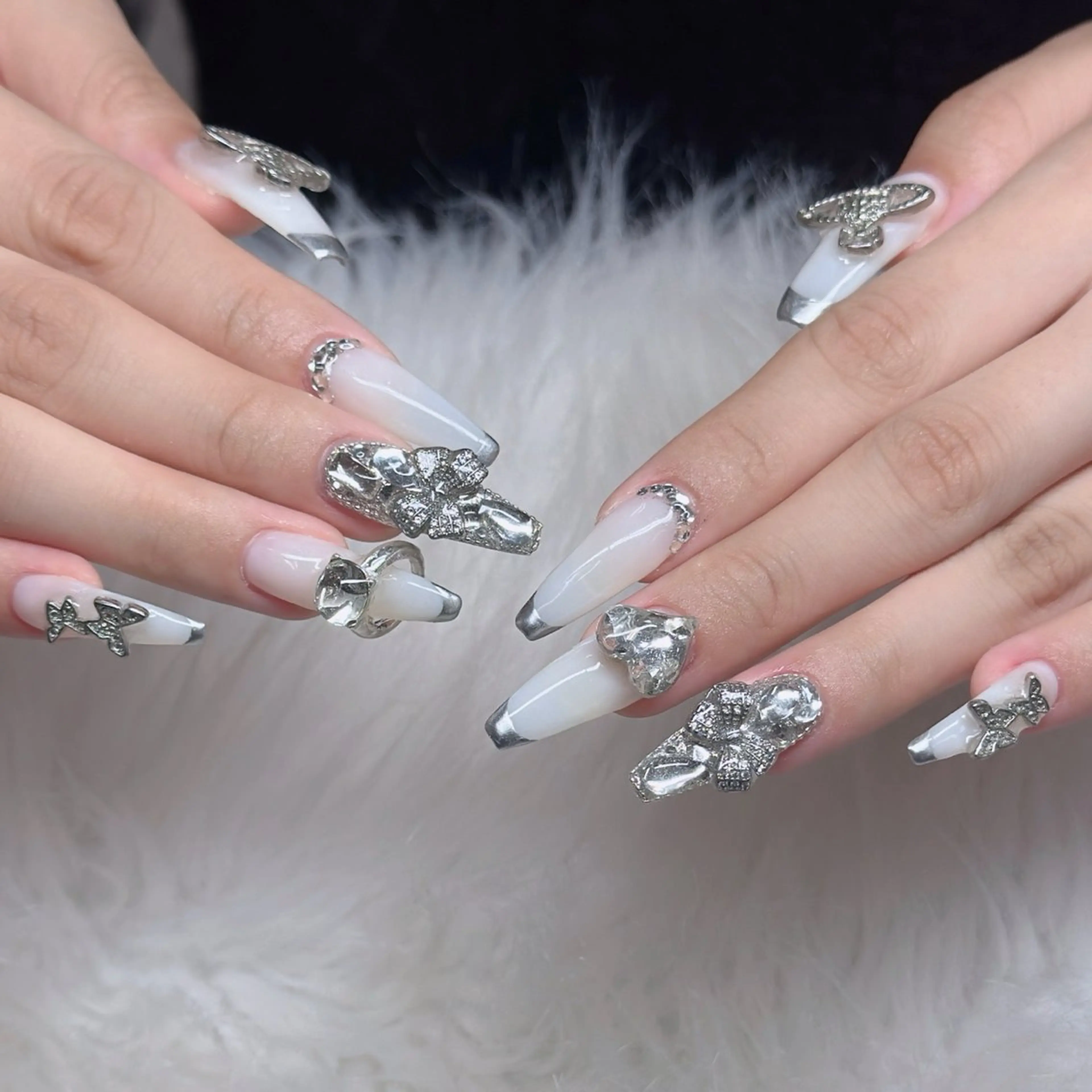 ネイル ロングネイル マグネットネイル リボン 夏ネイル スーパーロングネイル ハンドネイル Hani Nail XUKAのネイルデザイン