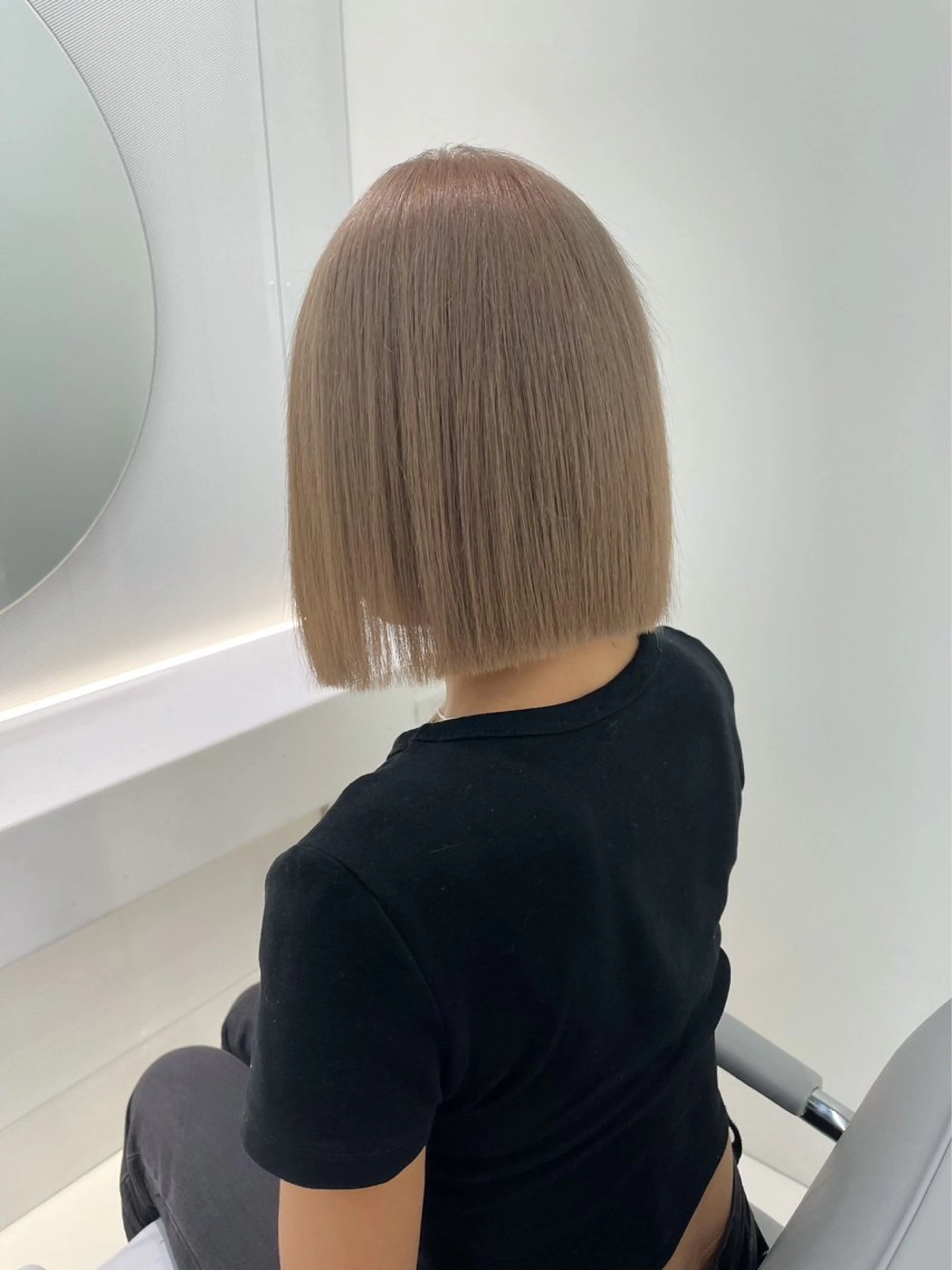 ミディアム カラー ベージュカラー グレージュ 透明感カラーが 得意です！NAOKIのヘアスタイル