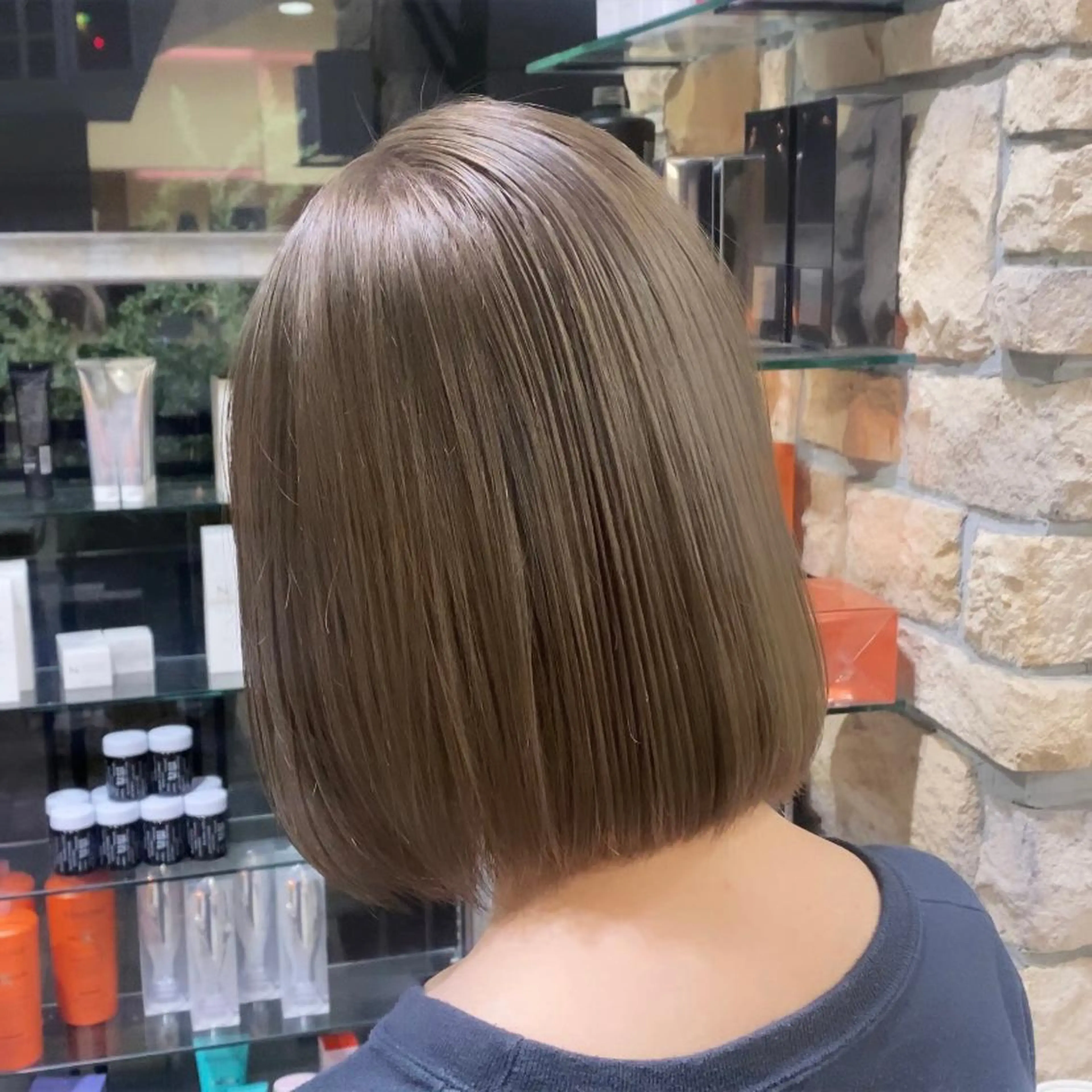 ミディアム カラー ヘアカラー ネイリスト/ ヘアセット　hinaのヘアスタイル