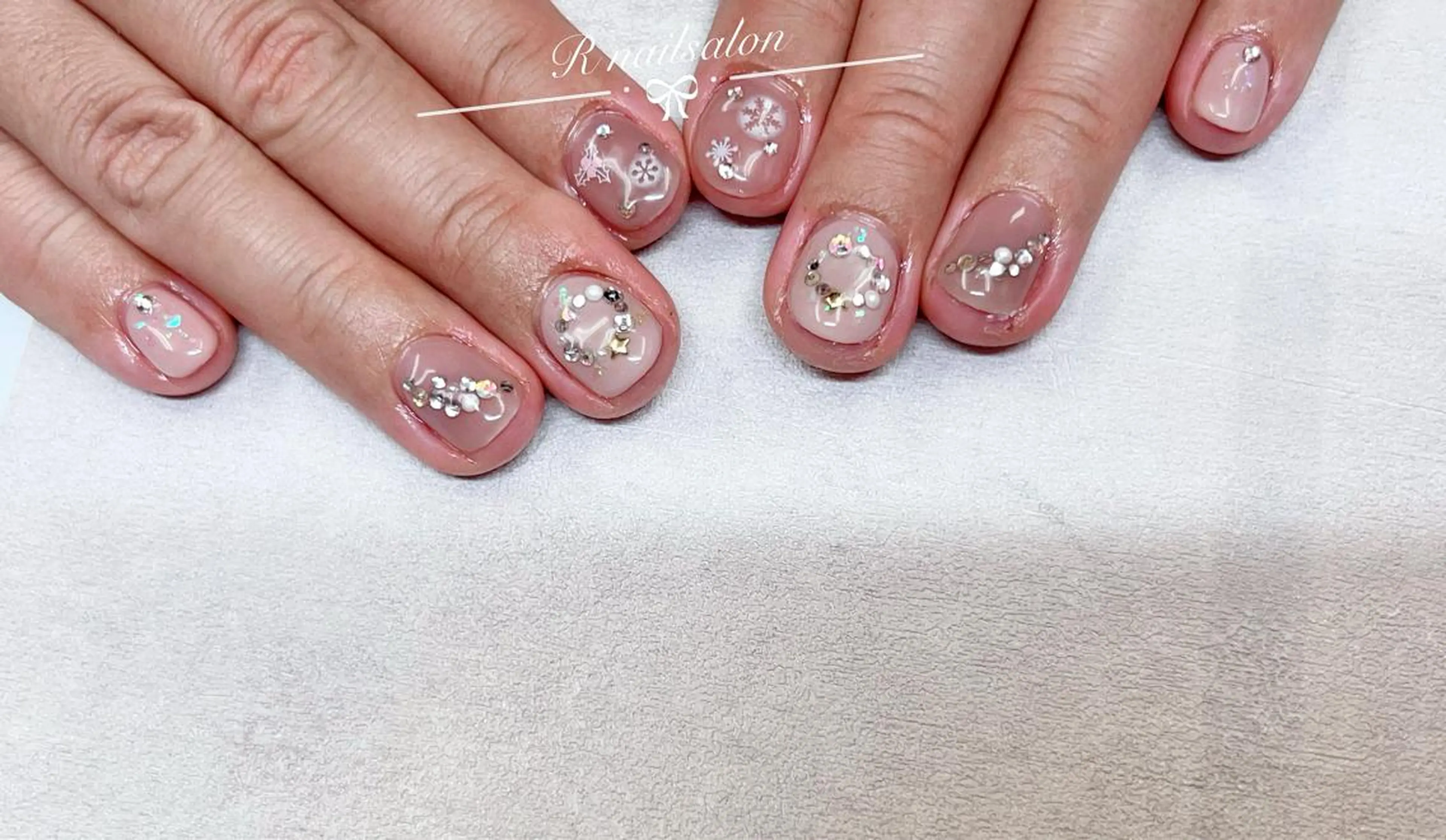 ショート R NAILSALONのネイルデザイン