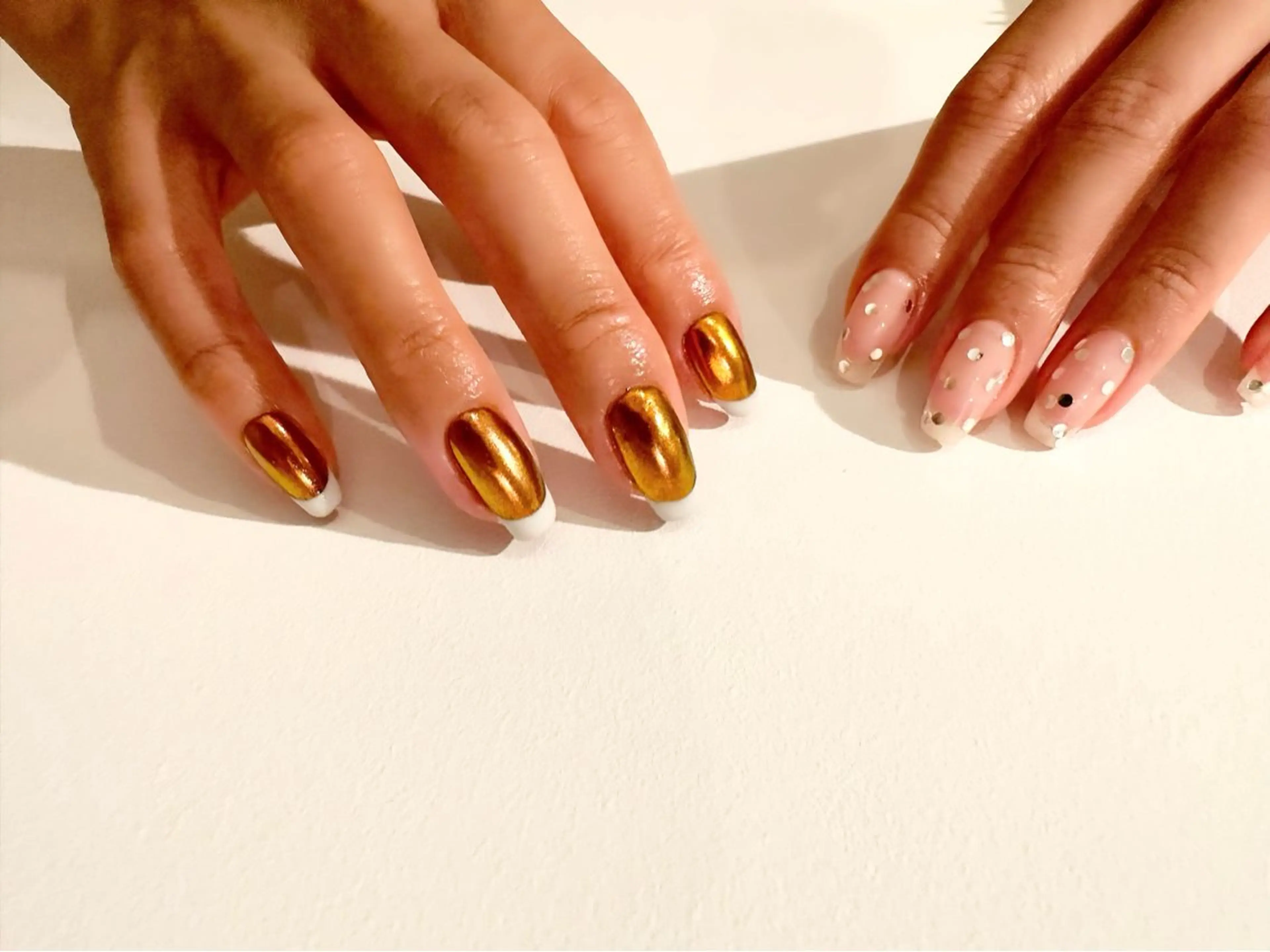 ネイル オーロラネイル クリアネイル ドット ホログラムネイル オレンジ ON nail artのネイルデザイン