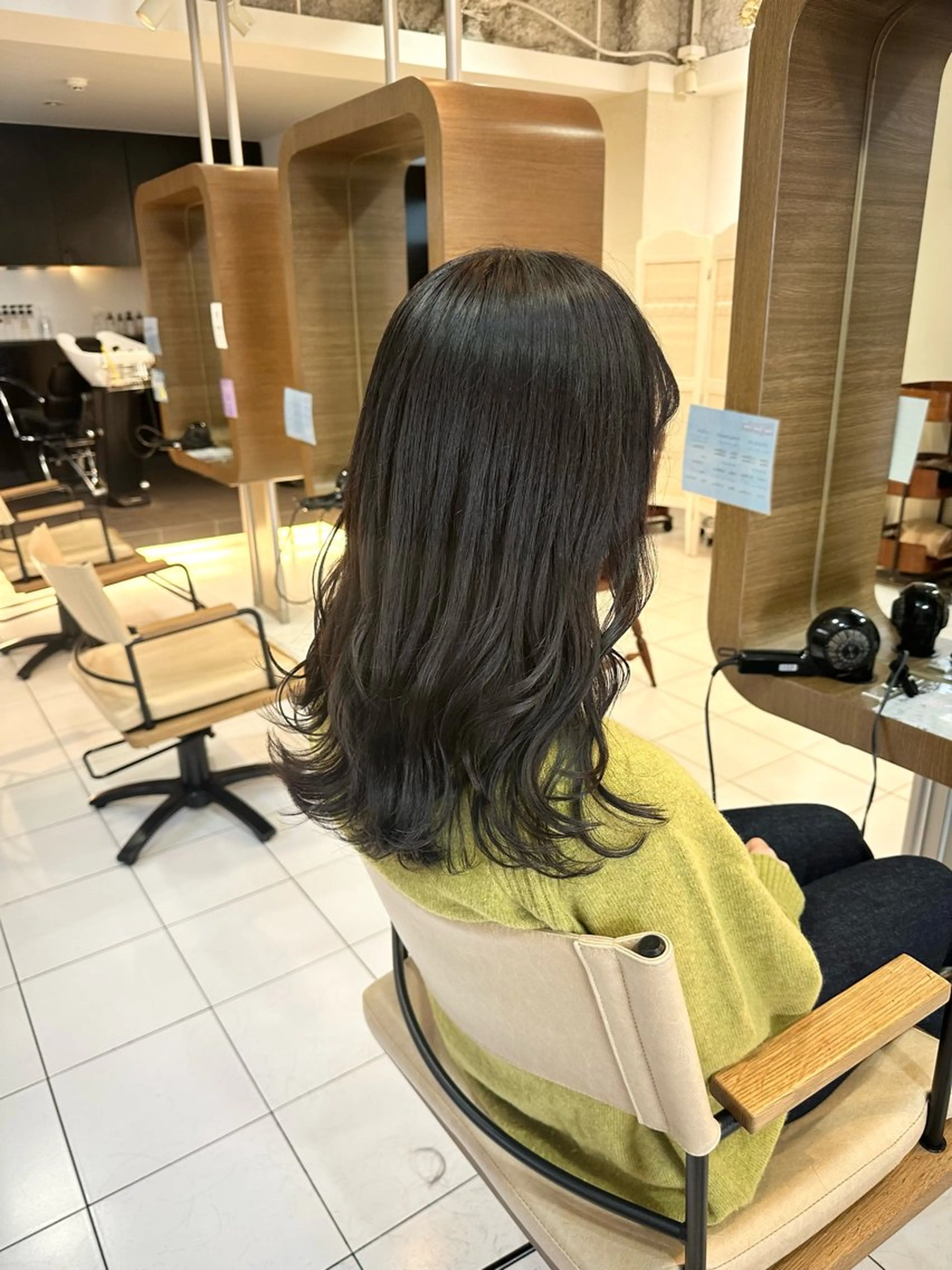 ミディアム カラー 透明感カラー カット ヘアカラー アニメオタク美容師✂ miharuのヘアスタイル
