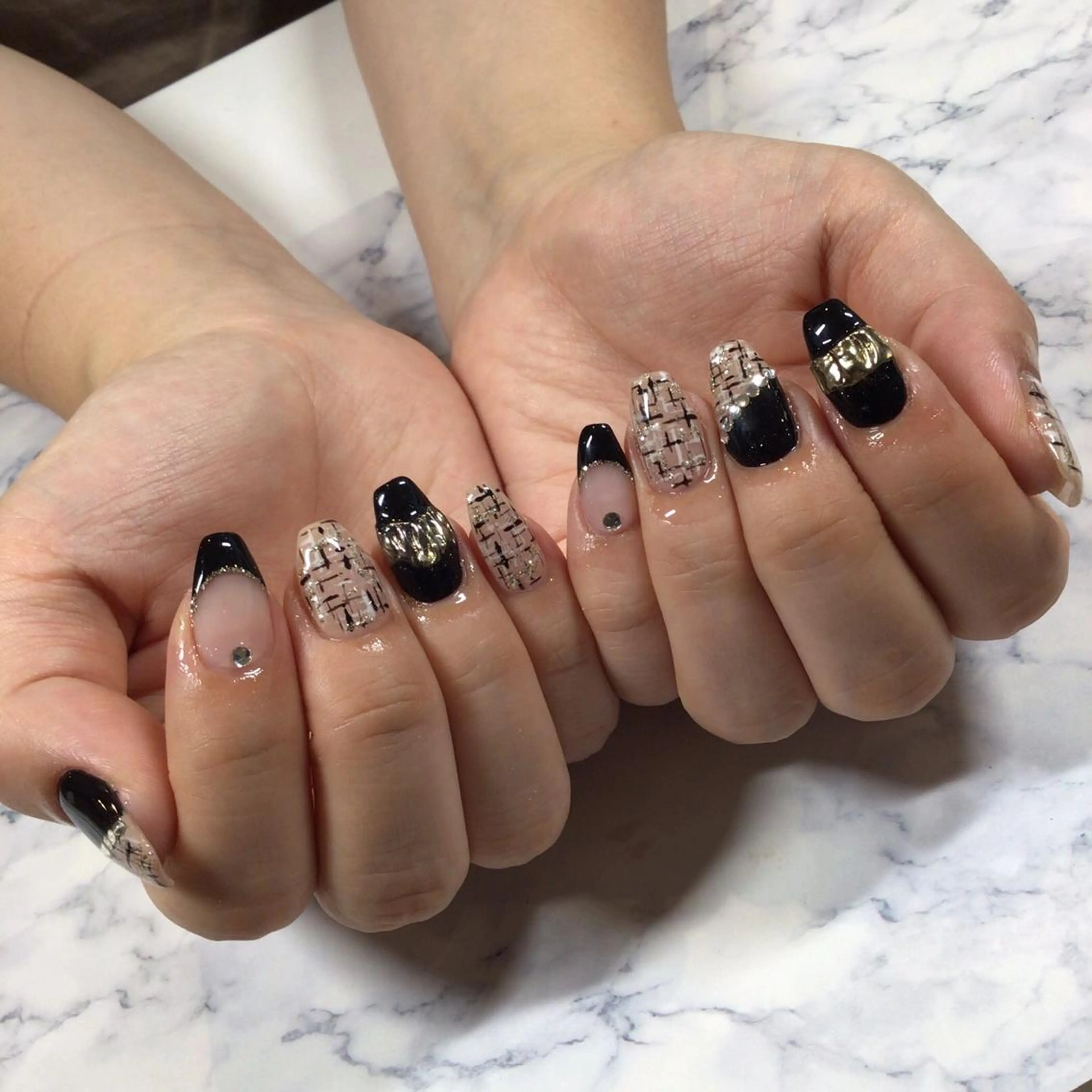 ミディアム ネイル 持ち込み ツイードネイル 西院eye fallonのマツエク・マツパデザイン