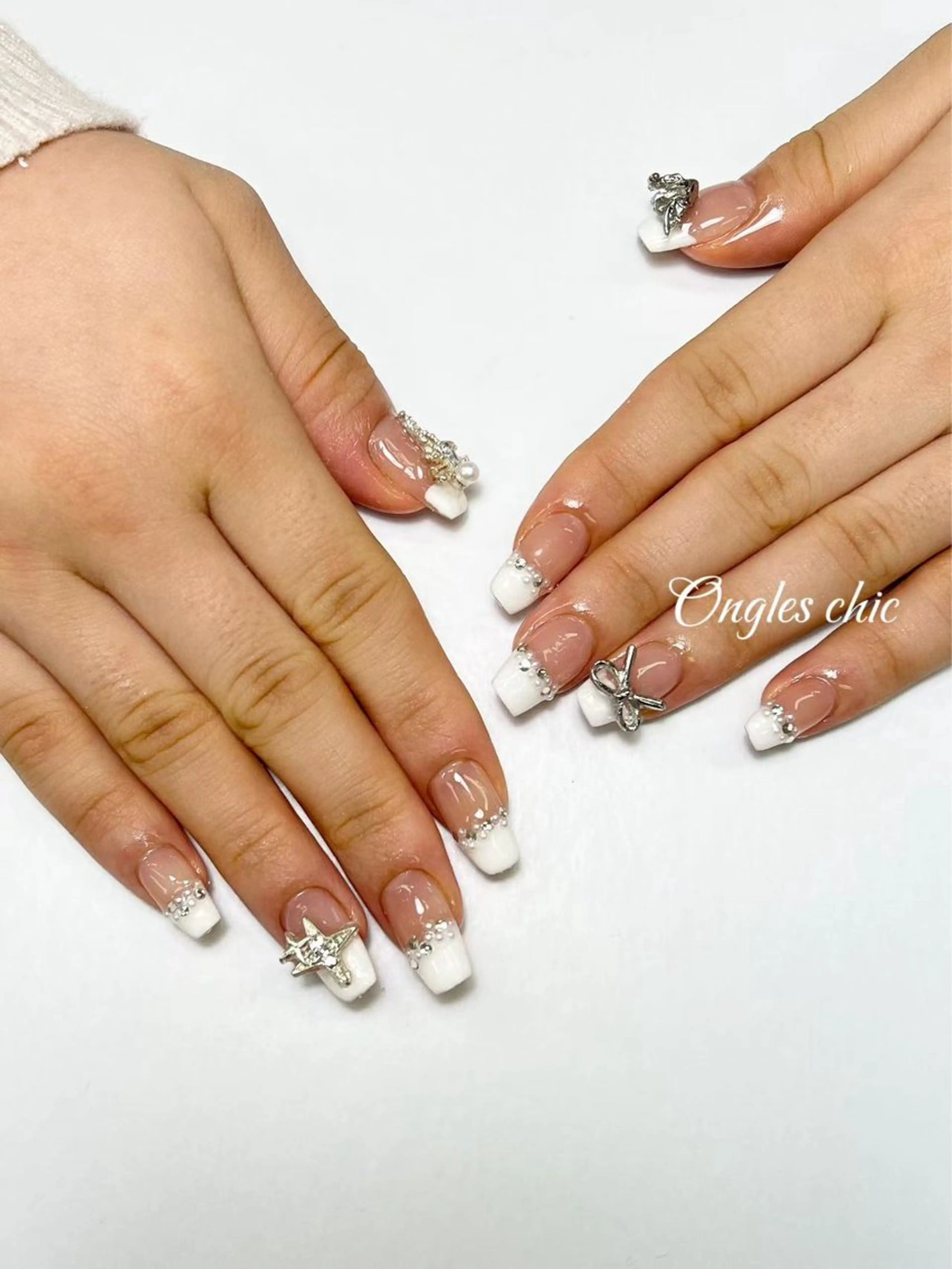 ネイル ongles chic24時間営業のネイルデザイン