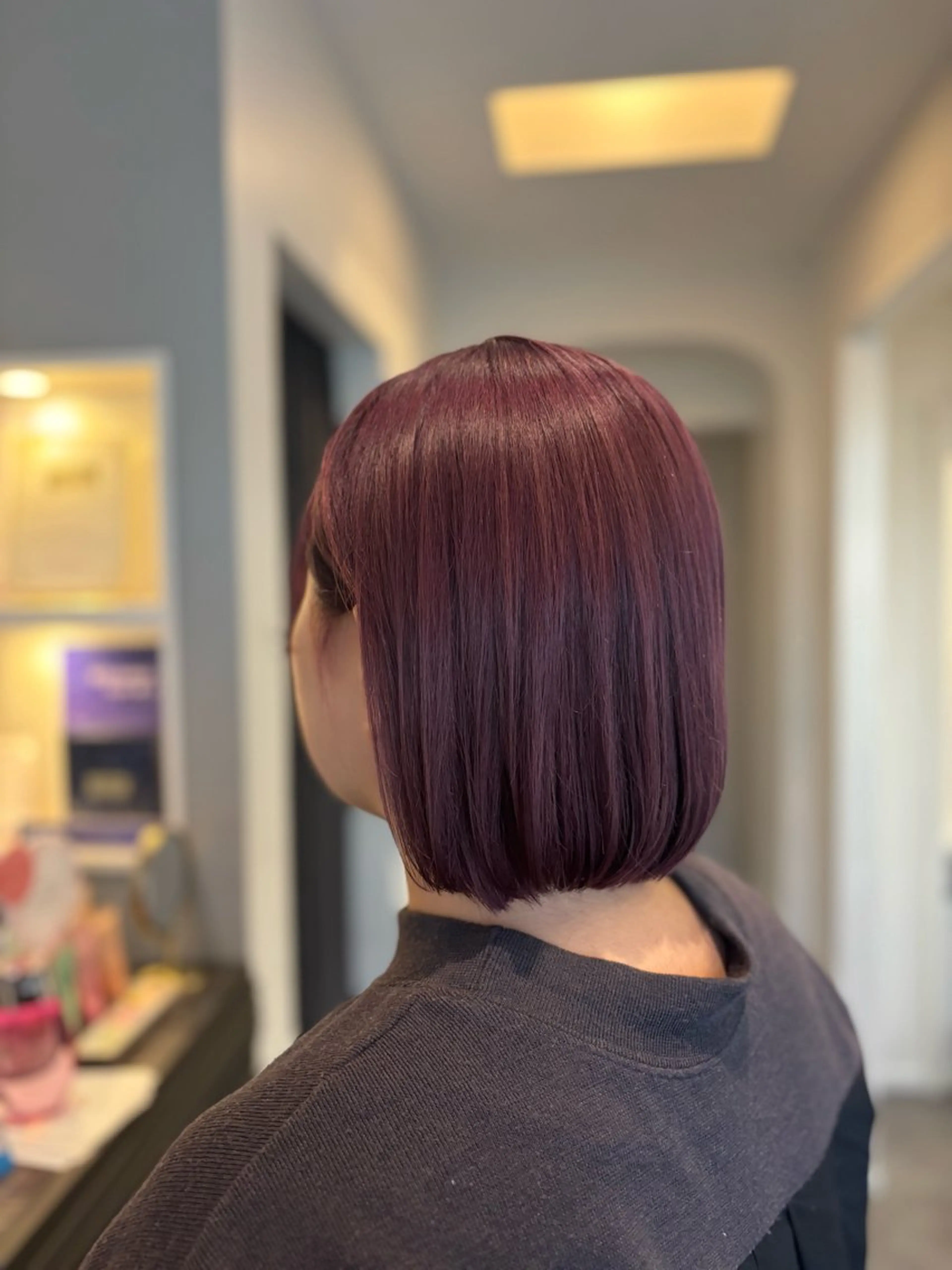 ミディアム カラー 栗林 茉那のヘアスタイル