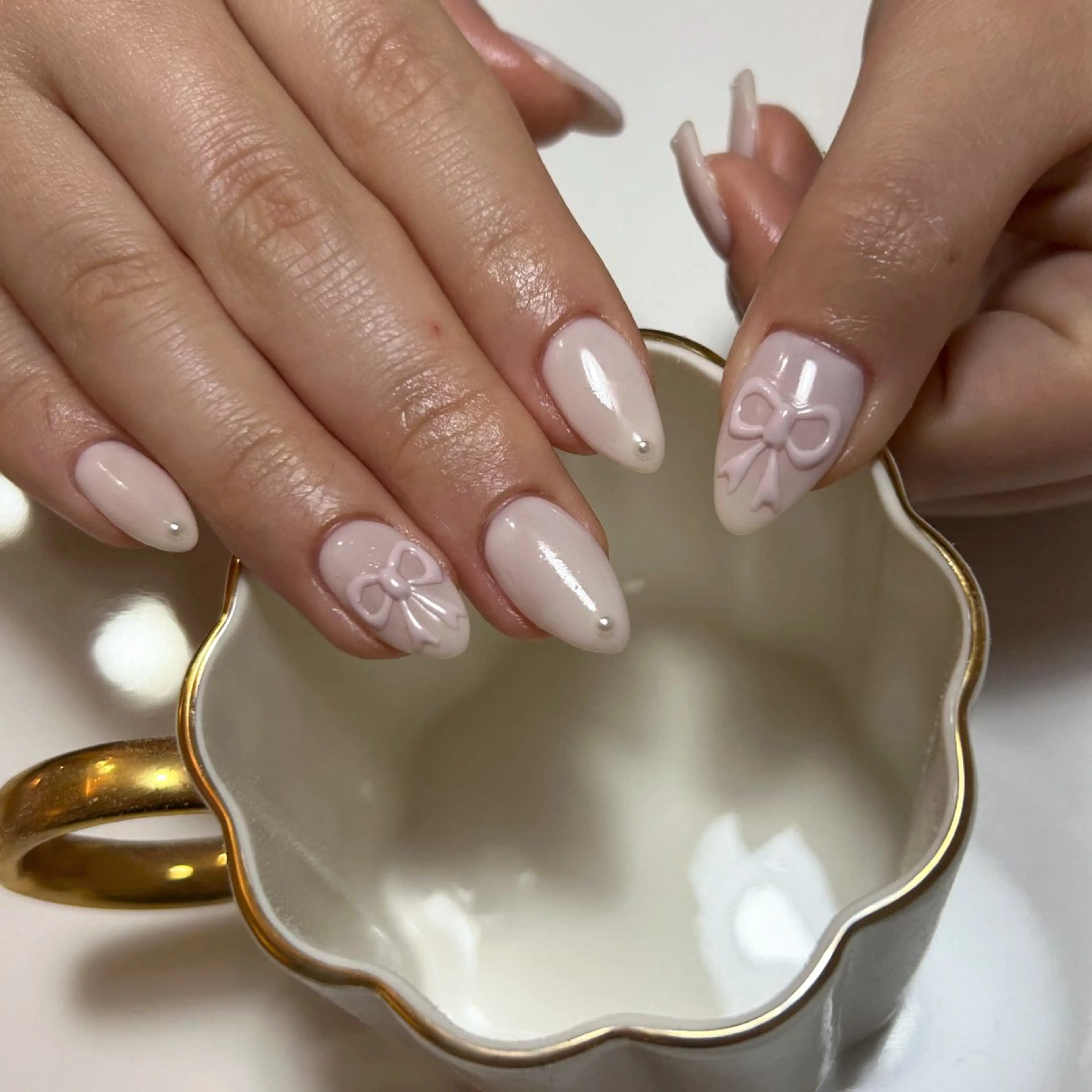 ネイル リボン ハンドネイル ViViA momokaのネイルデザイン