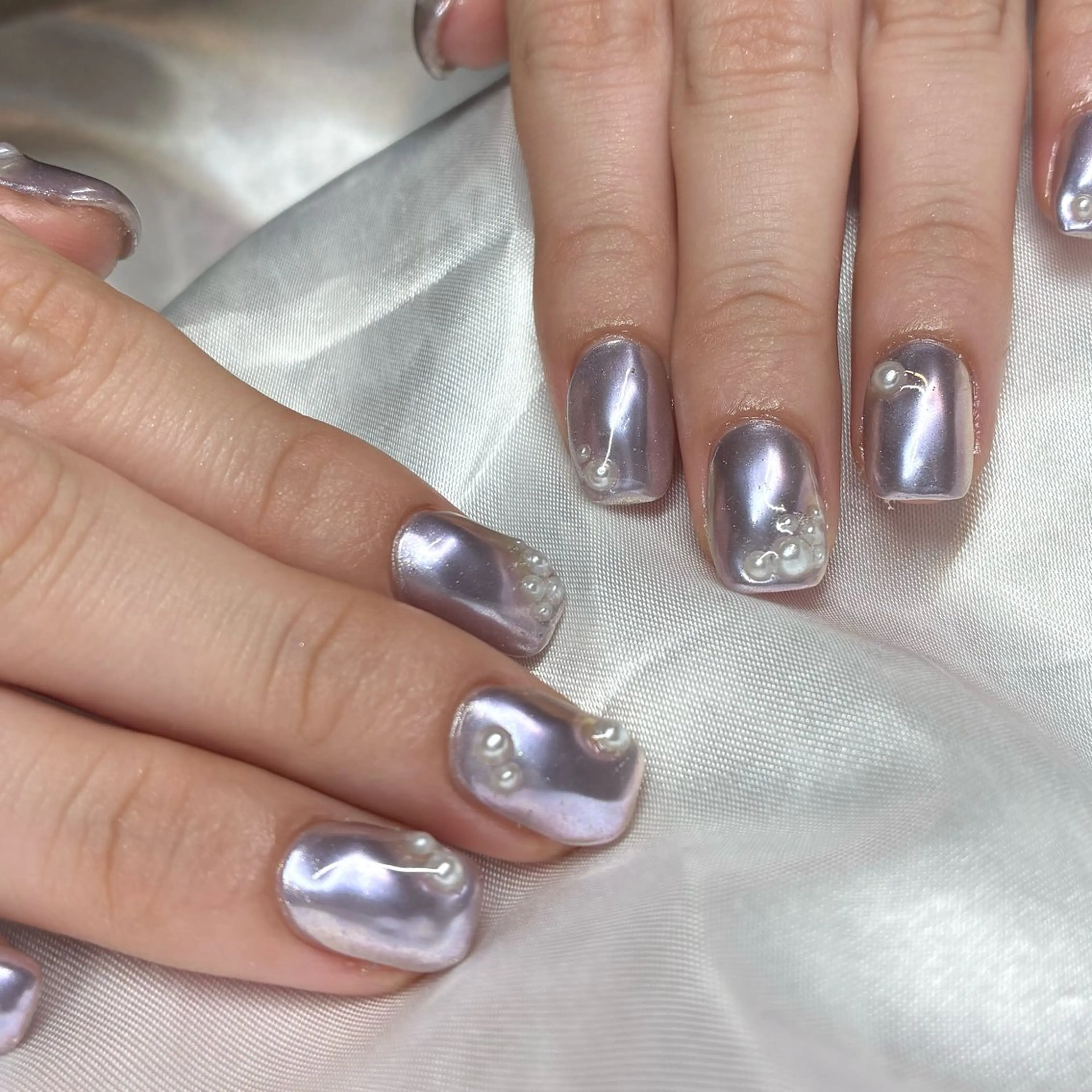 ネイル ミラーネイル ハンドネイル Nail ヌシん家 AKANEのネイルデザイン