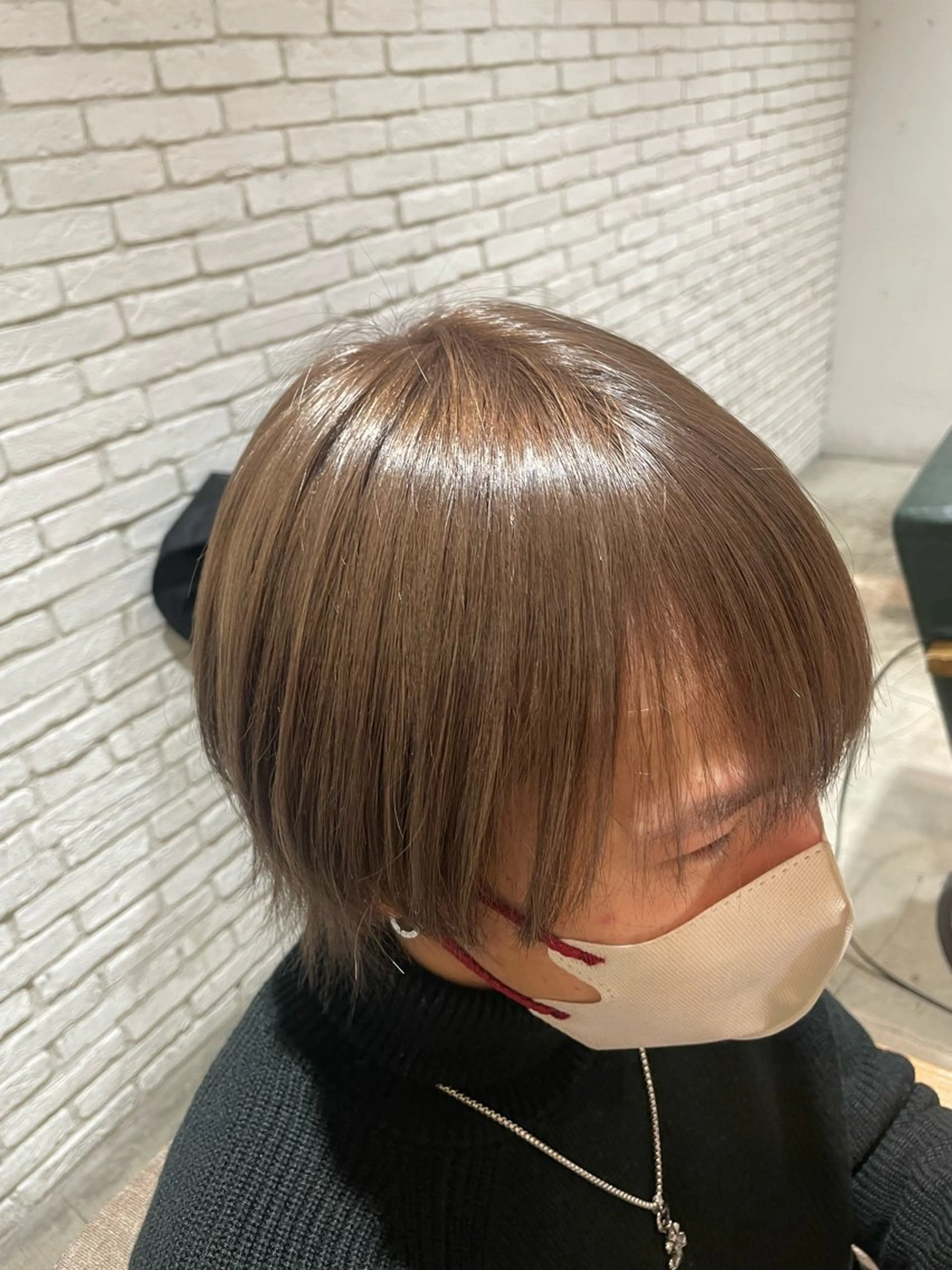 メンズ カット ヘアカラー ヘッドスパ ヘアセット ケイト🌙 ブリーチカラーのヘアスタイル
