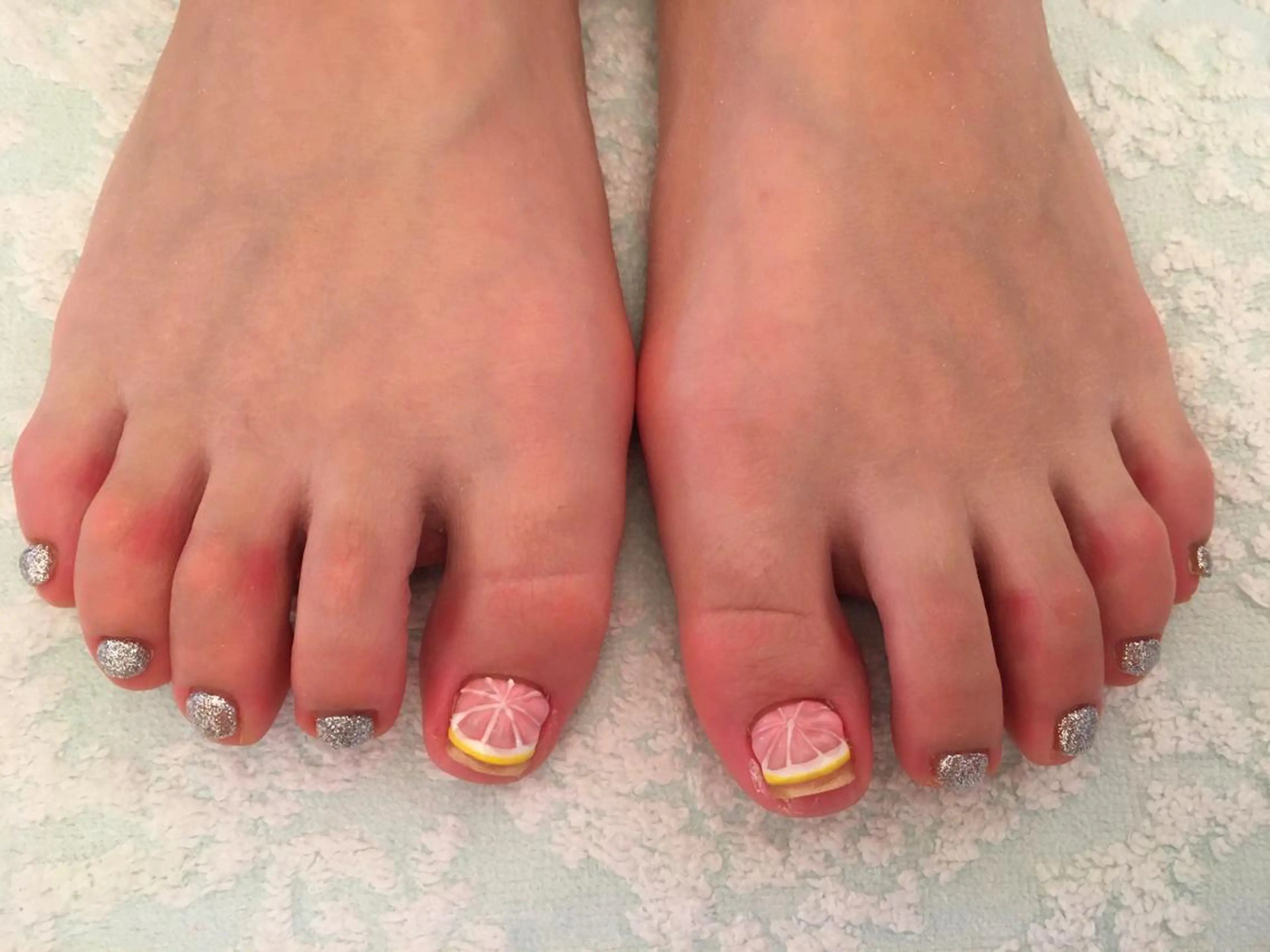 ネイル フットネイル ピンク ネイルサロン ショコラのネイルデザイン