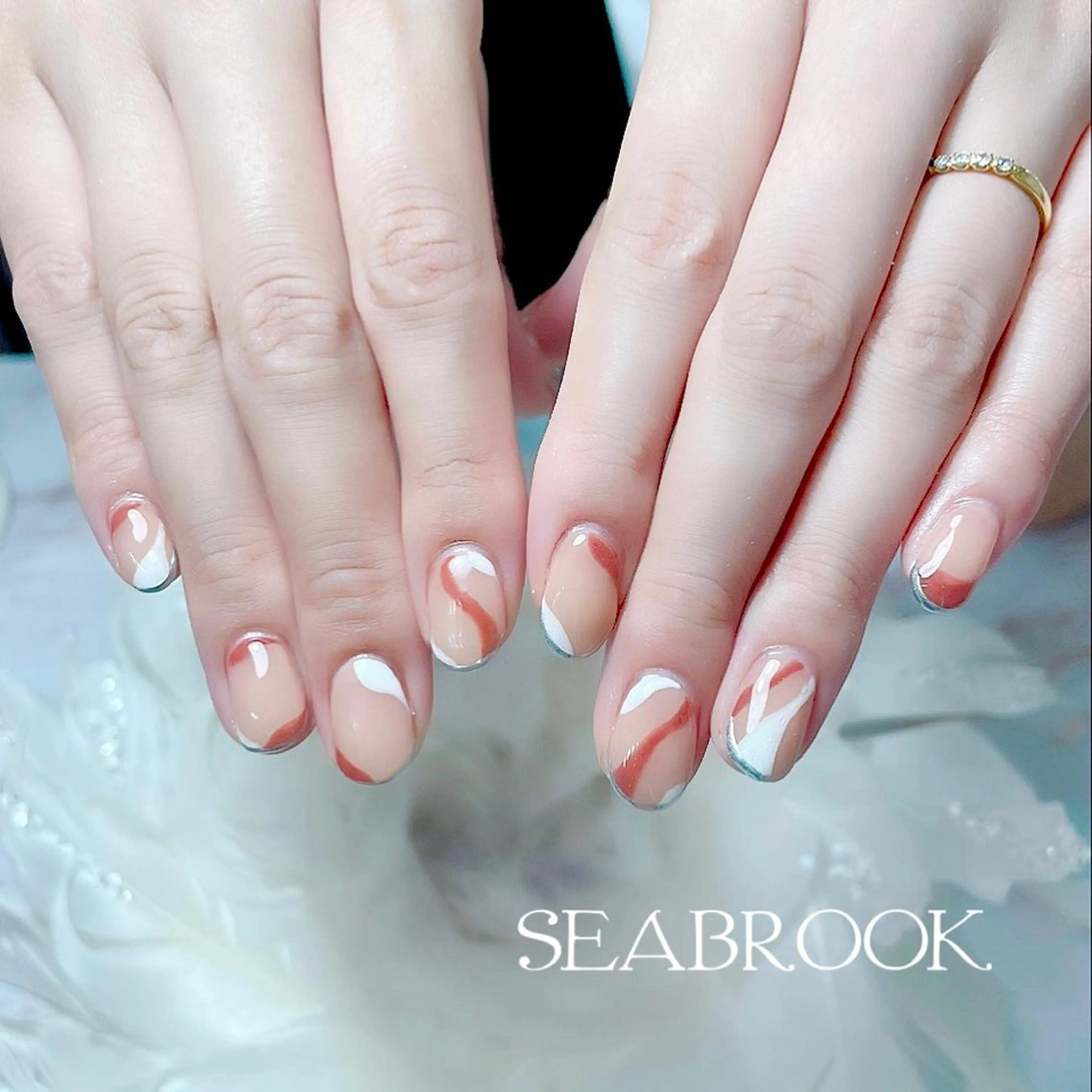 ネイル 鈴木 奈穂子のネイルデザイン