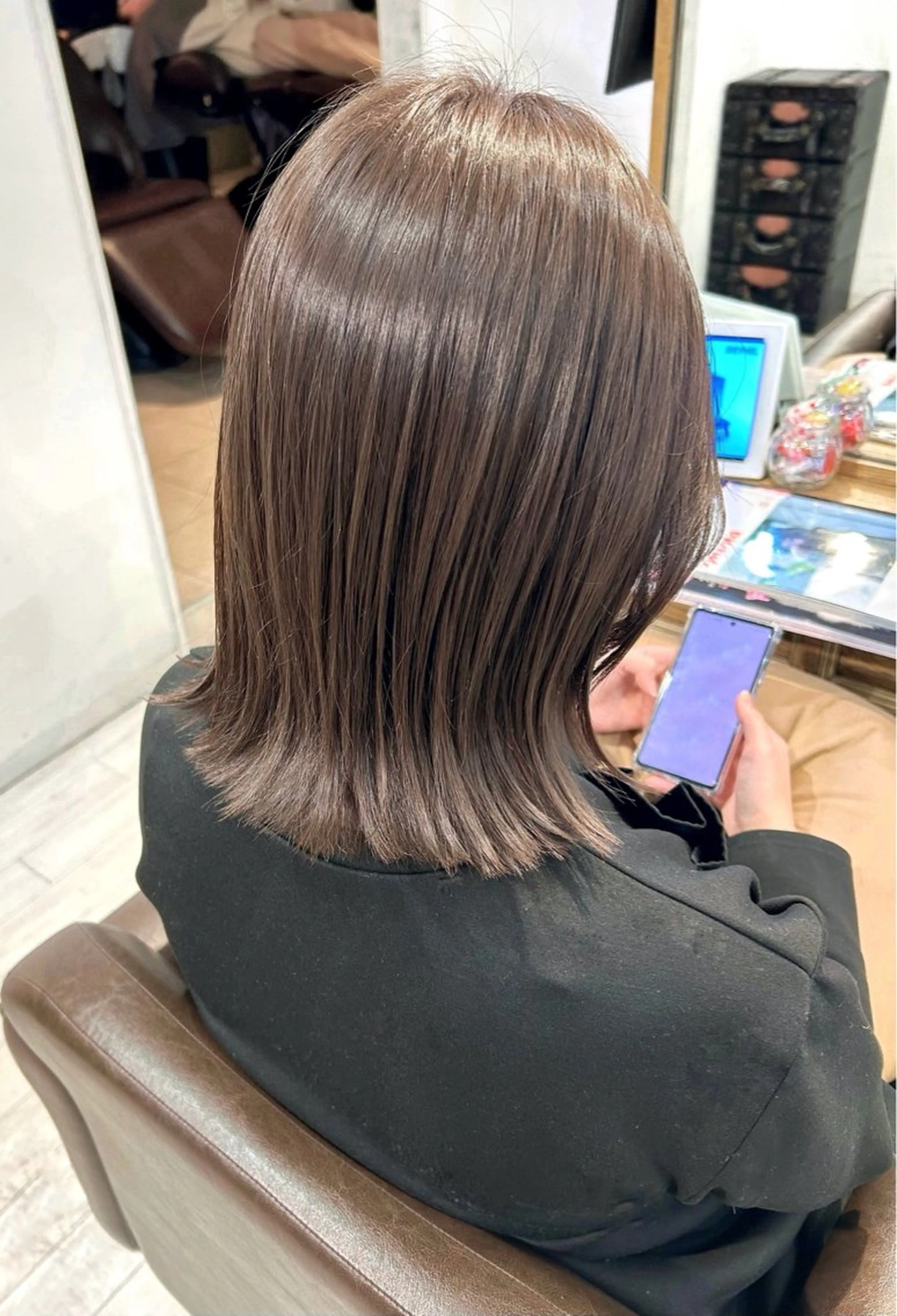 ミディアム カラー ベージュカラー ブリーチ グレージュ ブリーチなしカラー カット ヘアカラー 【韓国ヘア×透明感 カラー】笹谷 莉未のヘアスタイル