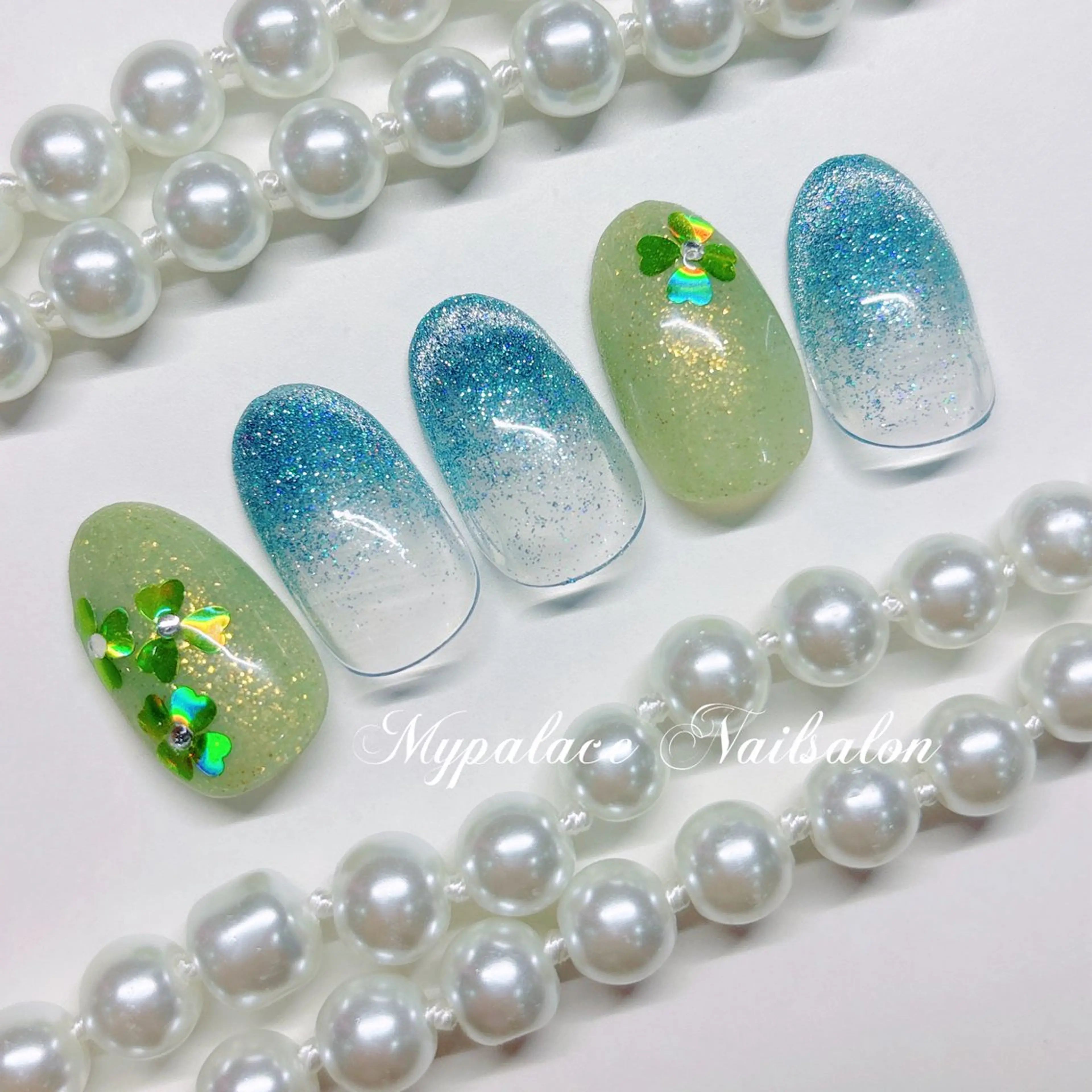 ネイル フレンチネイル グリーン マグネットネイル マグネットフレンチ 春ネイル Yuis Nailスカルプ専門のネイルデザイン