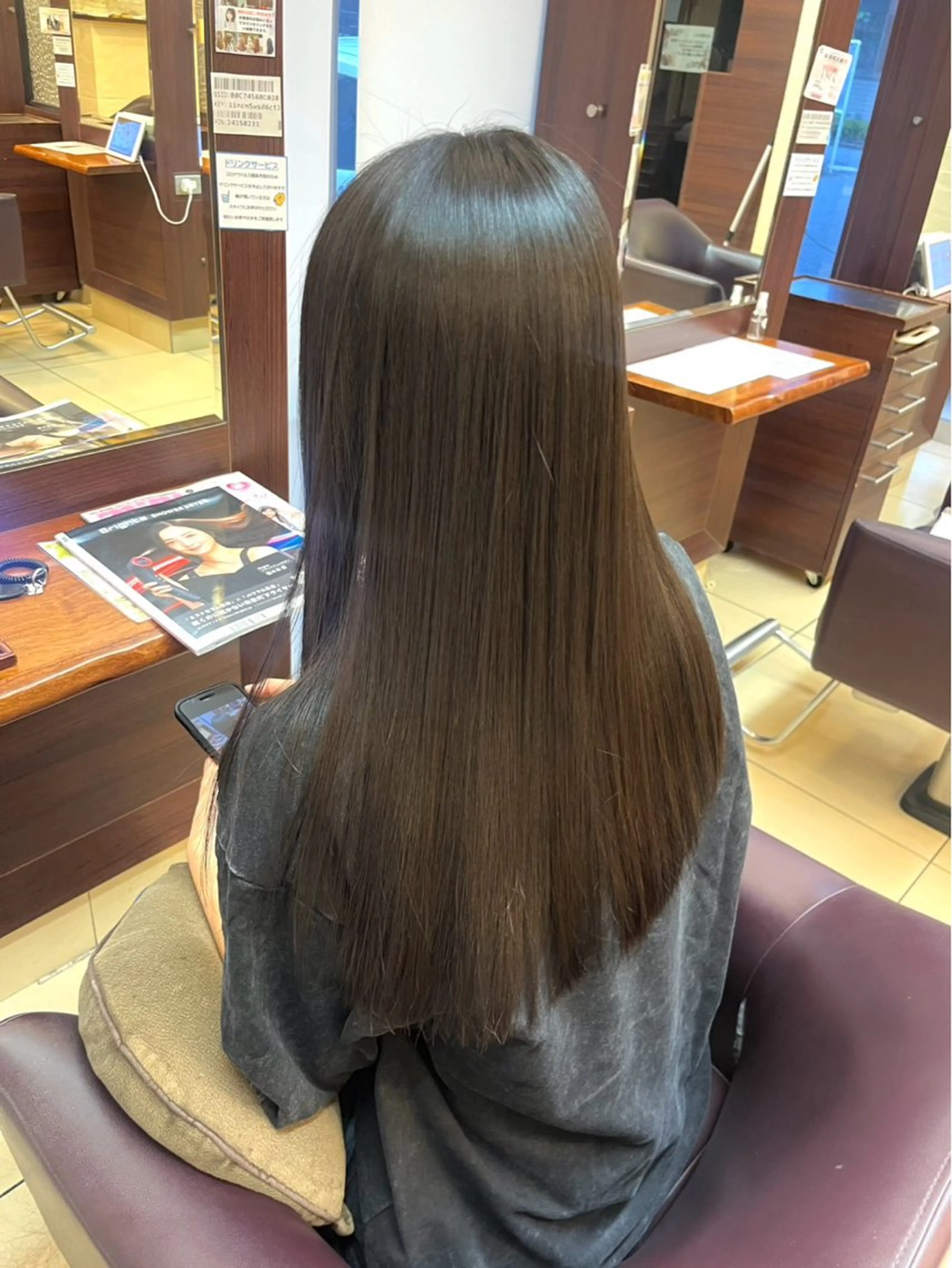 ロング 小林 祐月のヘアスタイル