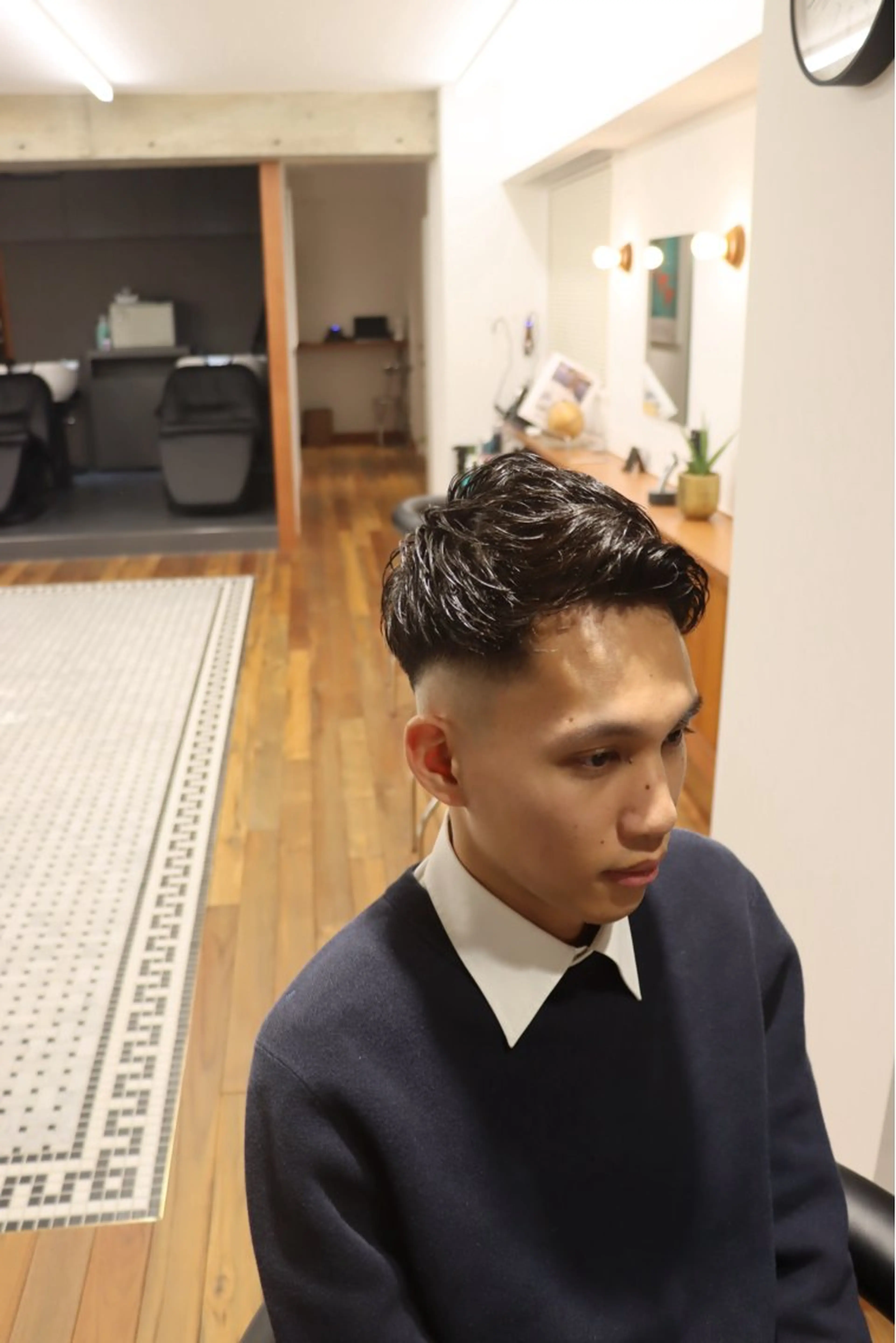 ショート メンズ フェードカット スキンフェード カット メンズサロン✂️ スキンフェード伊藤陸のヘアスタイル