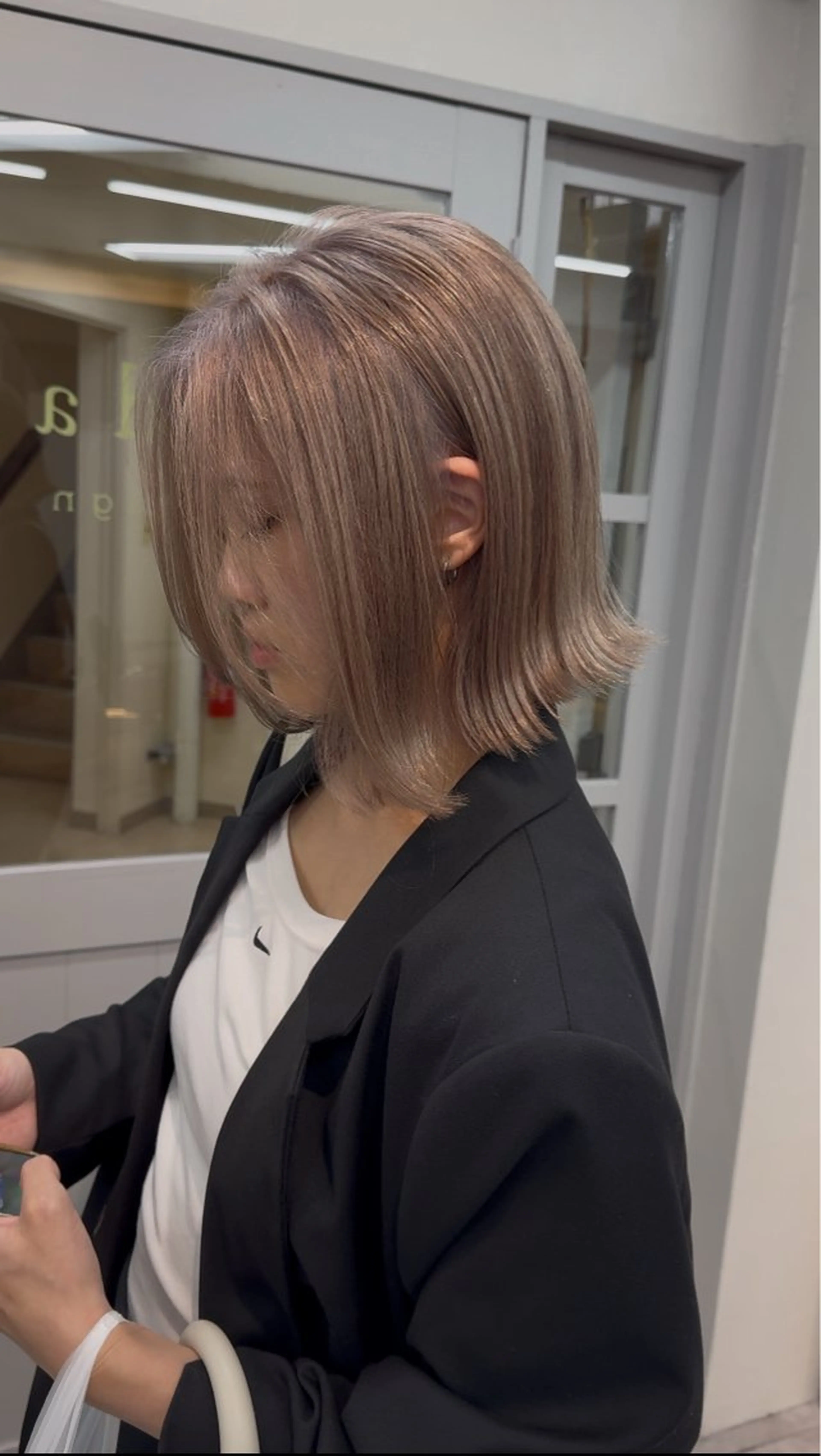 ミディアム カラー ヘアカラー トリートメント メンズカット ハイトーンShugaのヘアスタイル