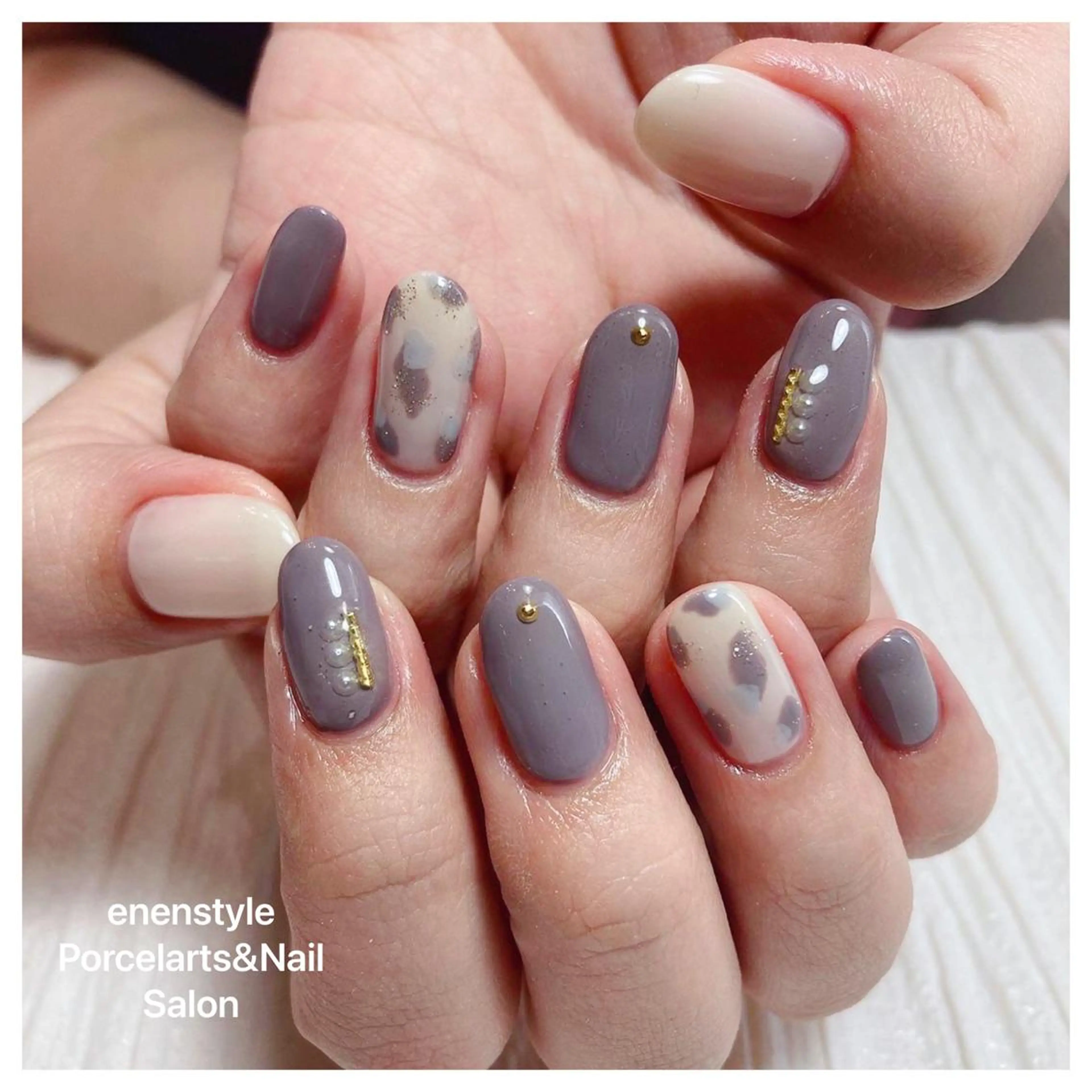 ミディアム ネイル ハンドネイル 👑enen style👑のネイルデザイン