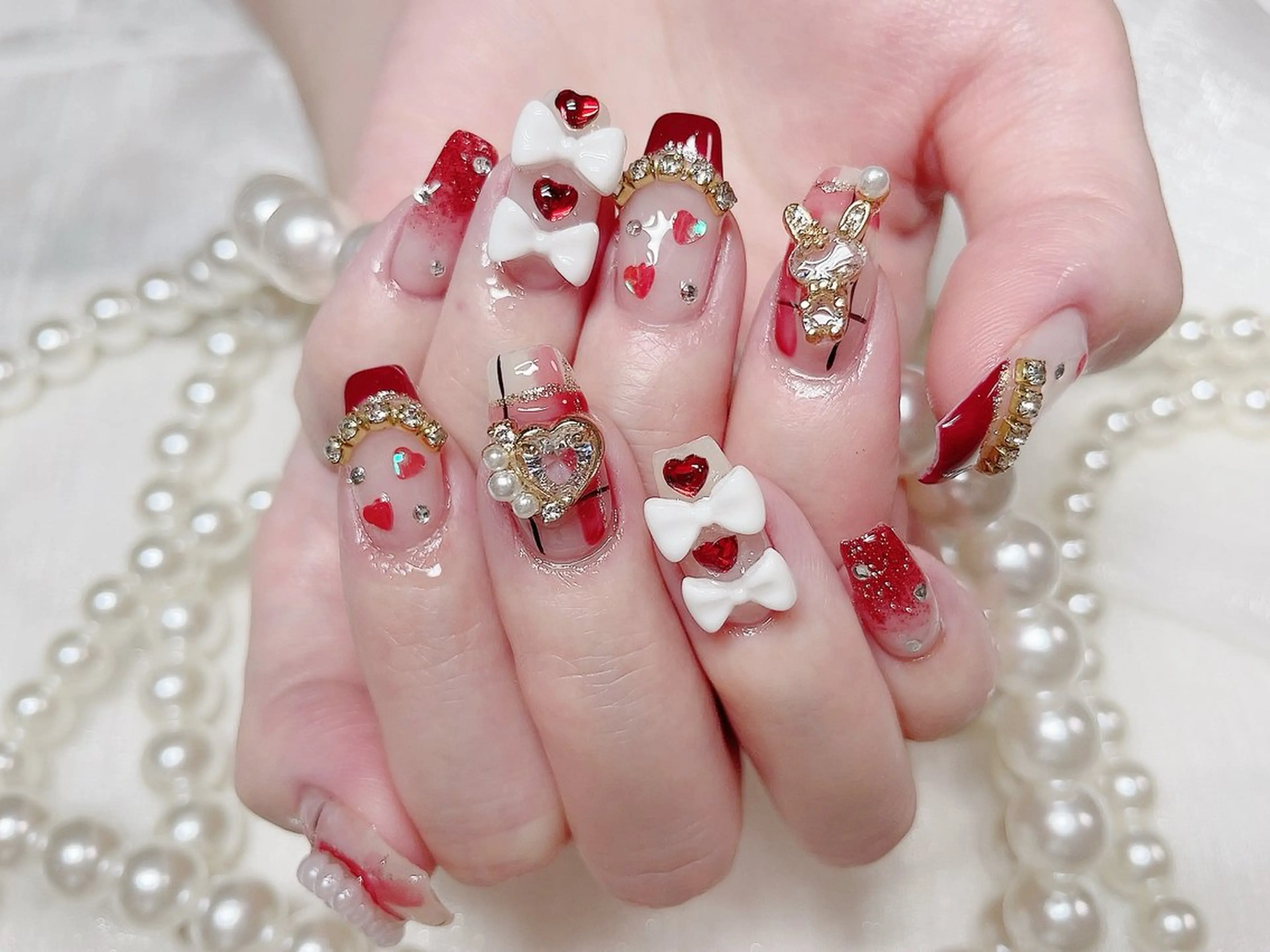 【新人練習】シンプル持ち込みデザイン💅【130分】大きいパーツ2個まで、スートン、パール🆗..の写真