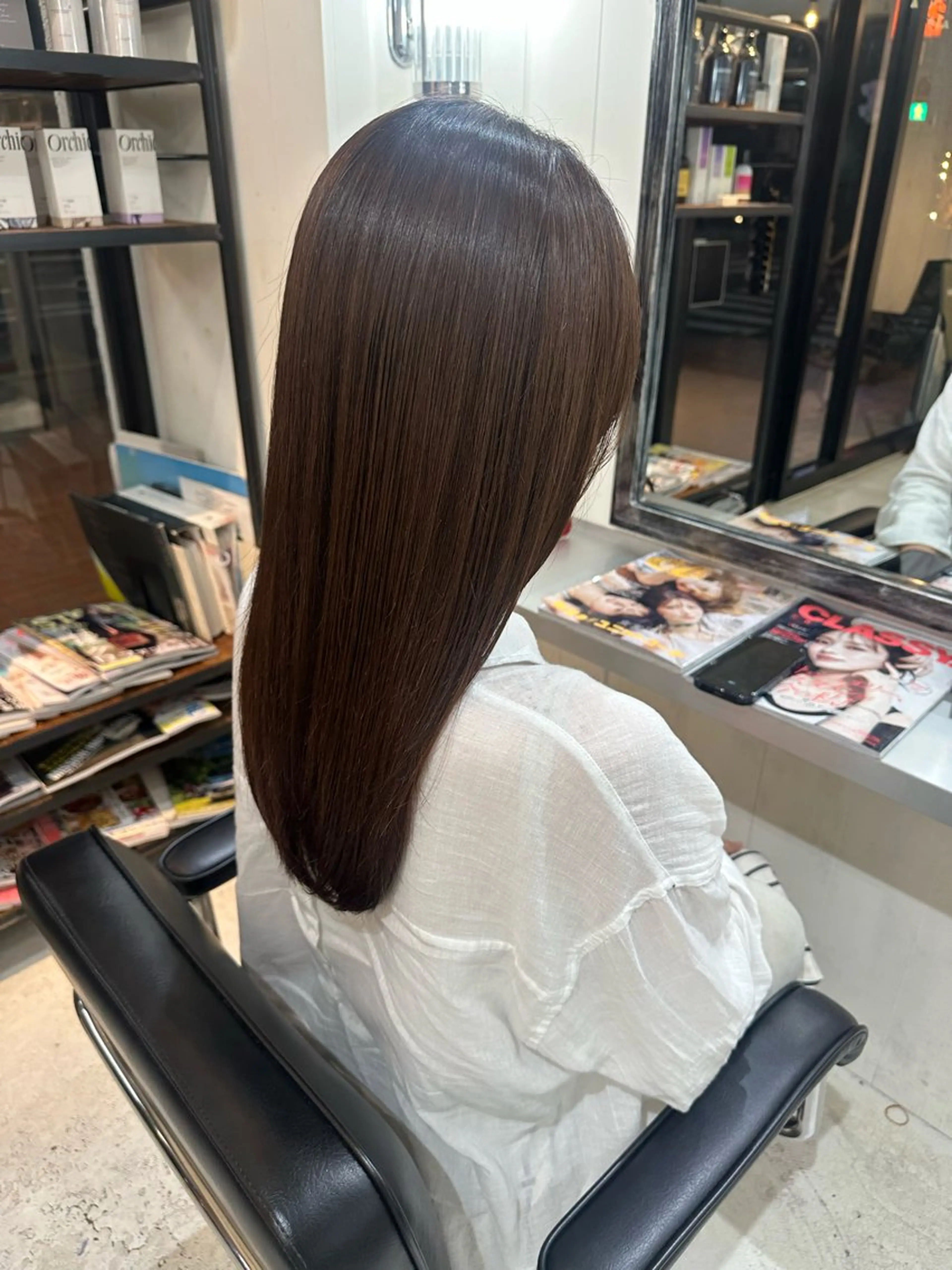 パーマ ストレートパーマ 🩵HOLLY🩵 カレン🩵モデルのヘアスタイル