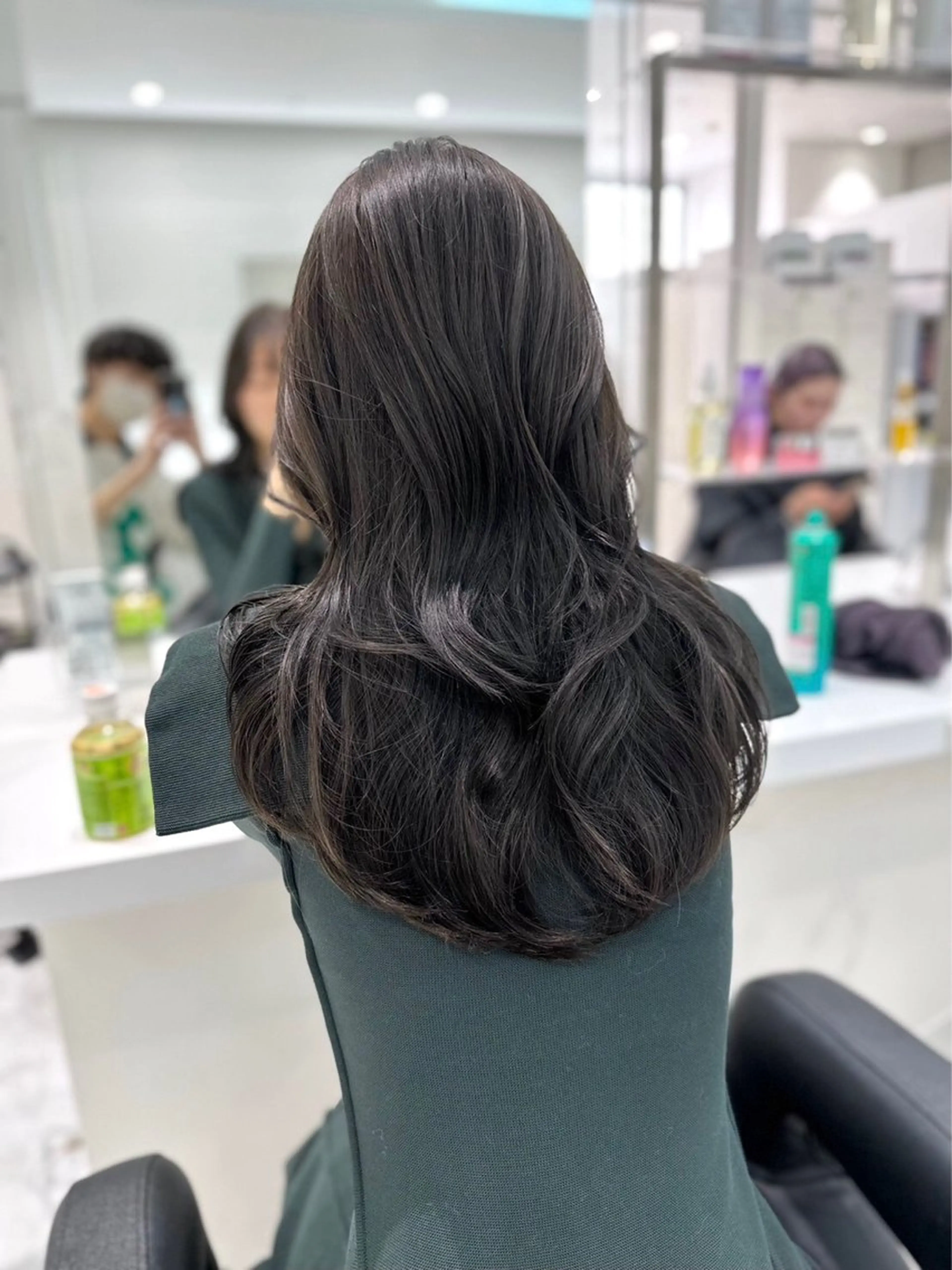 セミロング カラー ヘアカラー トリートメント 💍韓国風カラー💍 横浜💍MIU💍のヘアスタイル