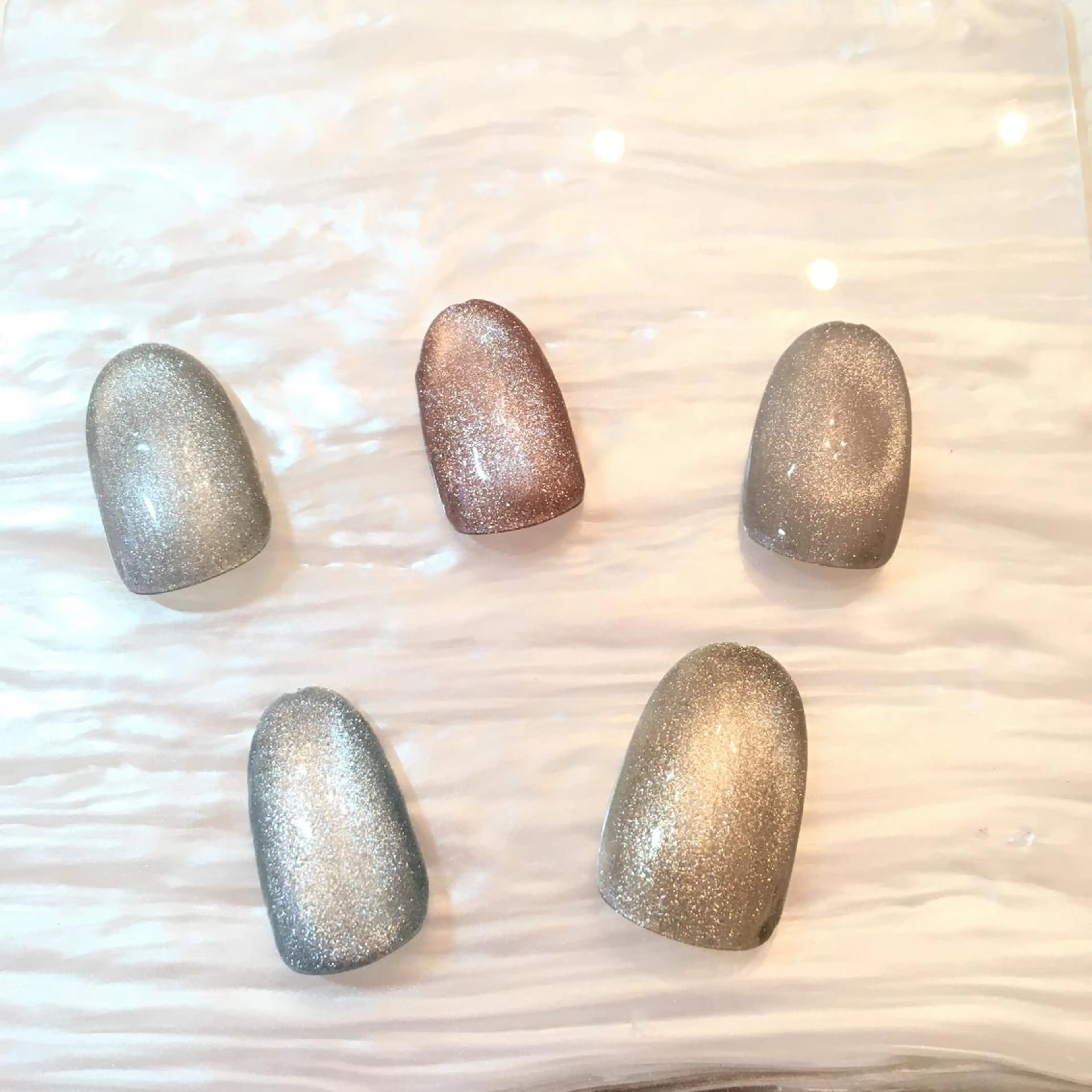 ネイル マグネットネイル ネイルサロン ショコラのネイルデザイン