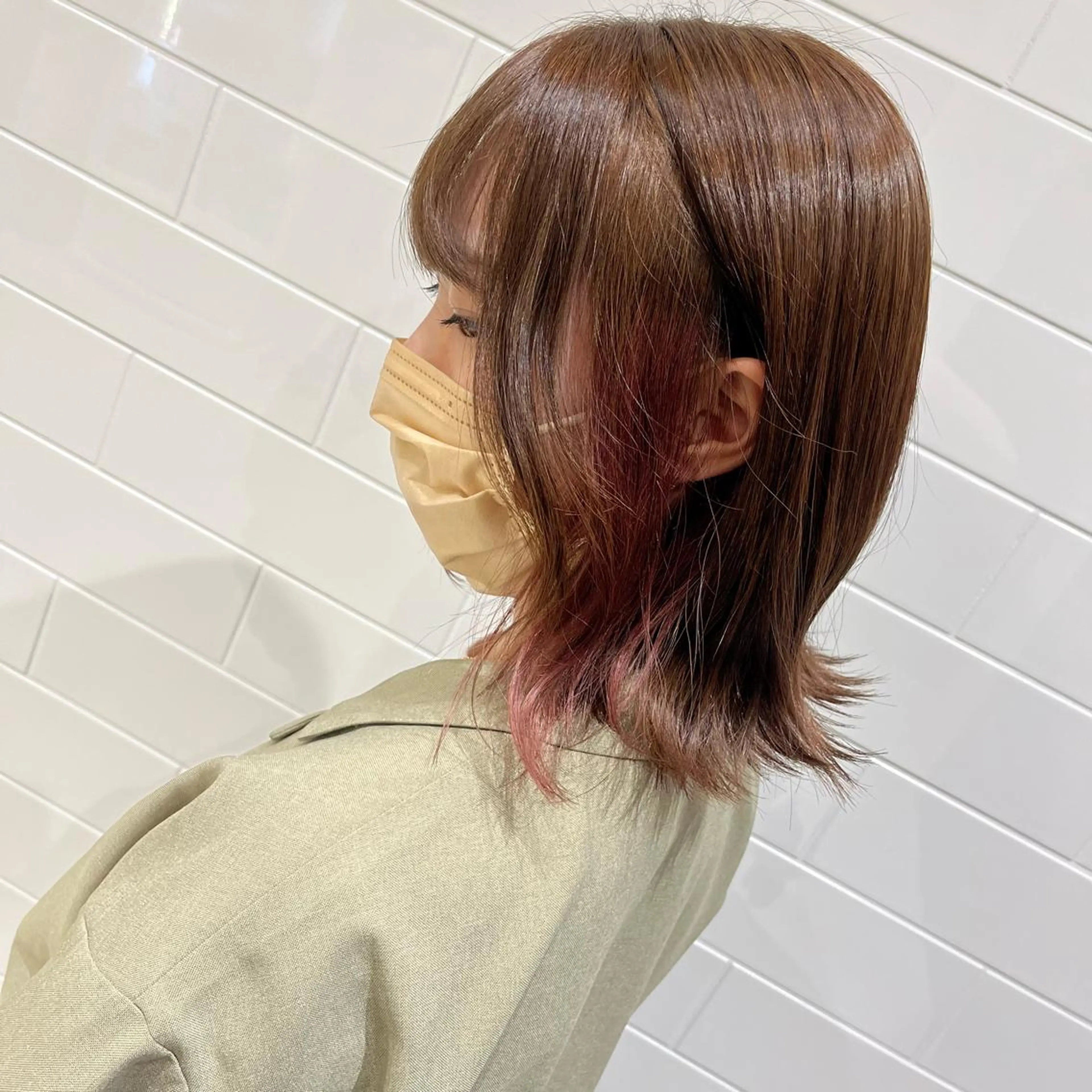 ショート カラー ブラウンカラー インナーカラー ピンクカラー lien ヒジリのヘアスタイル